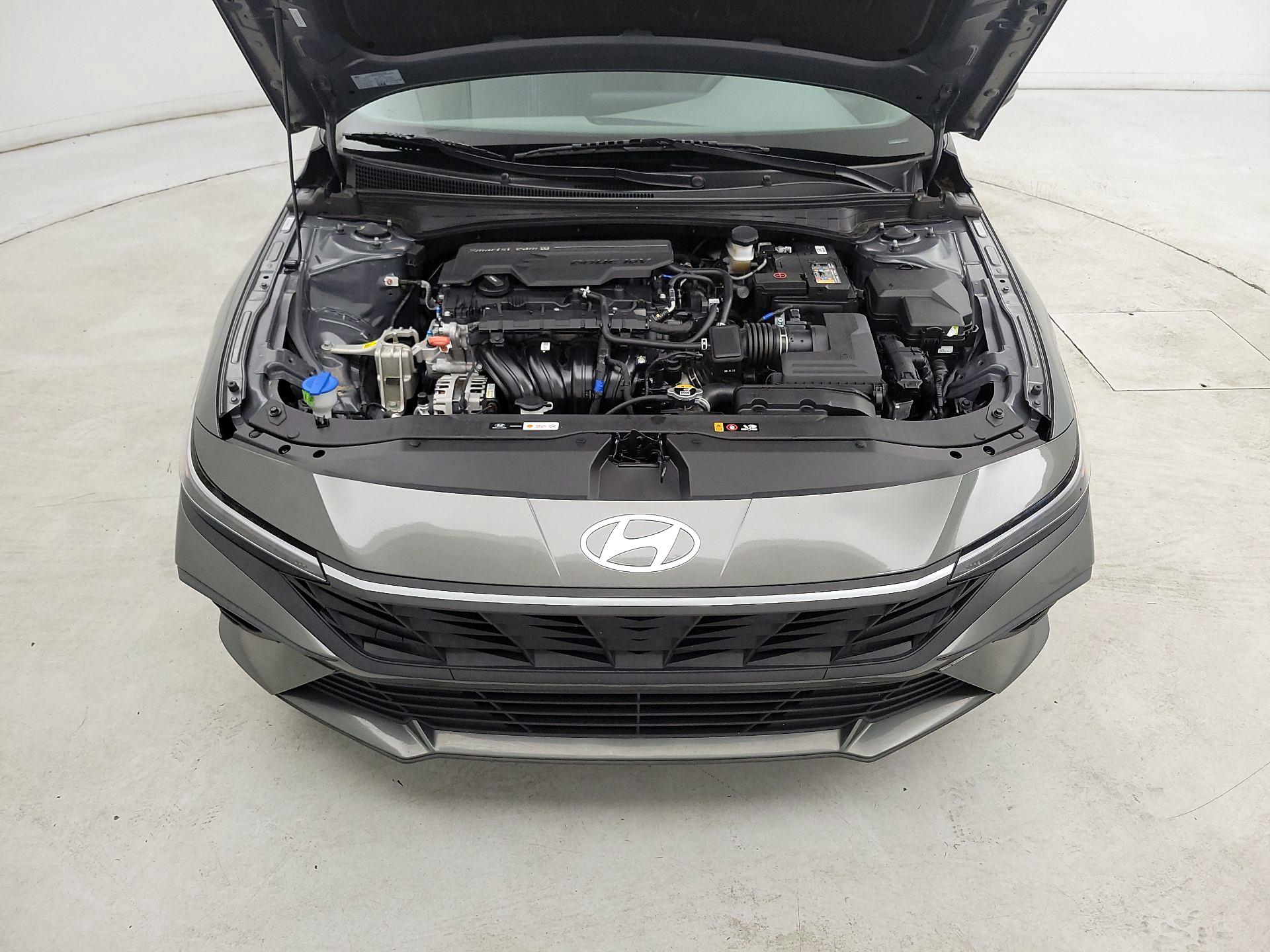 Thumbnail: 2024 Hyundai Elantra - 19