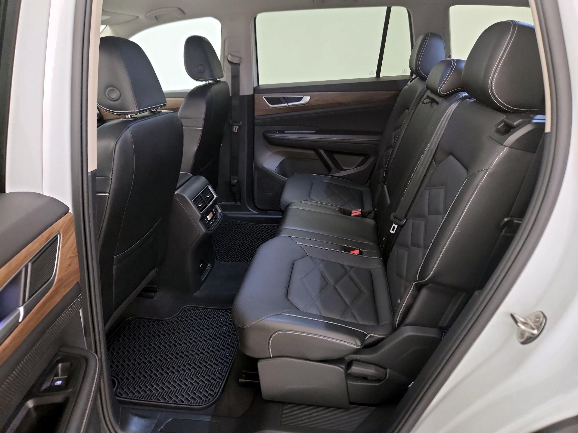 Thumbnail: 2024 Volkswagen Atlas - 19