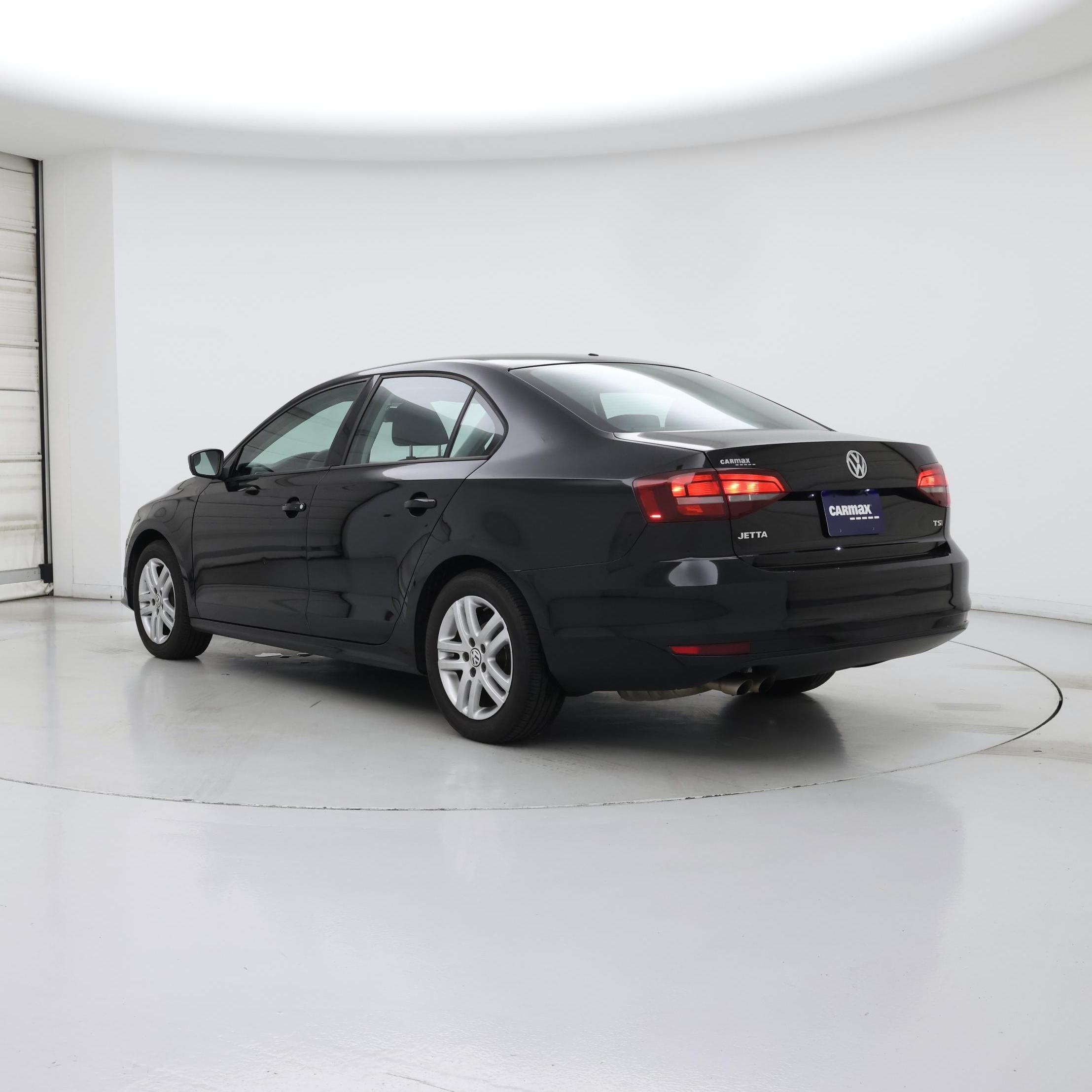 Thumbnail: 2018 Volkswagen Jetta - 2