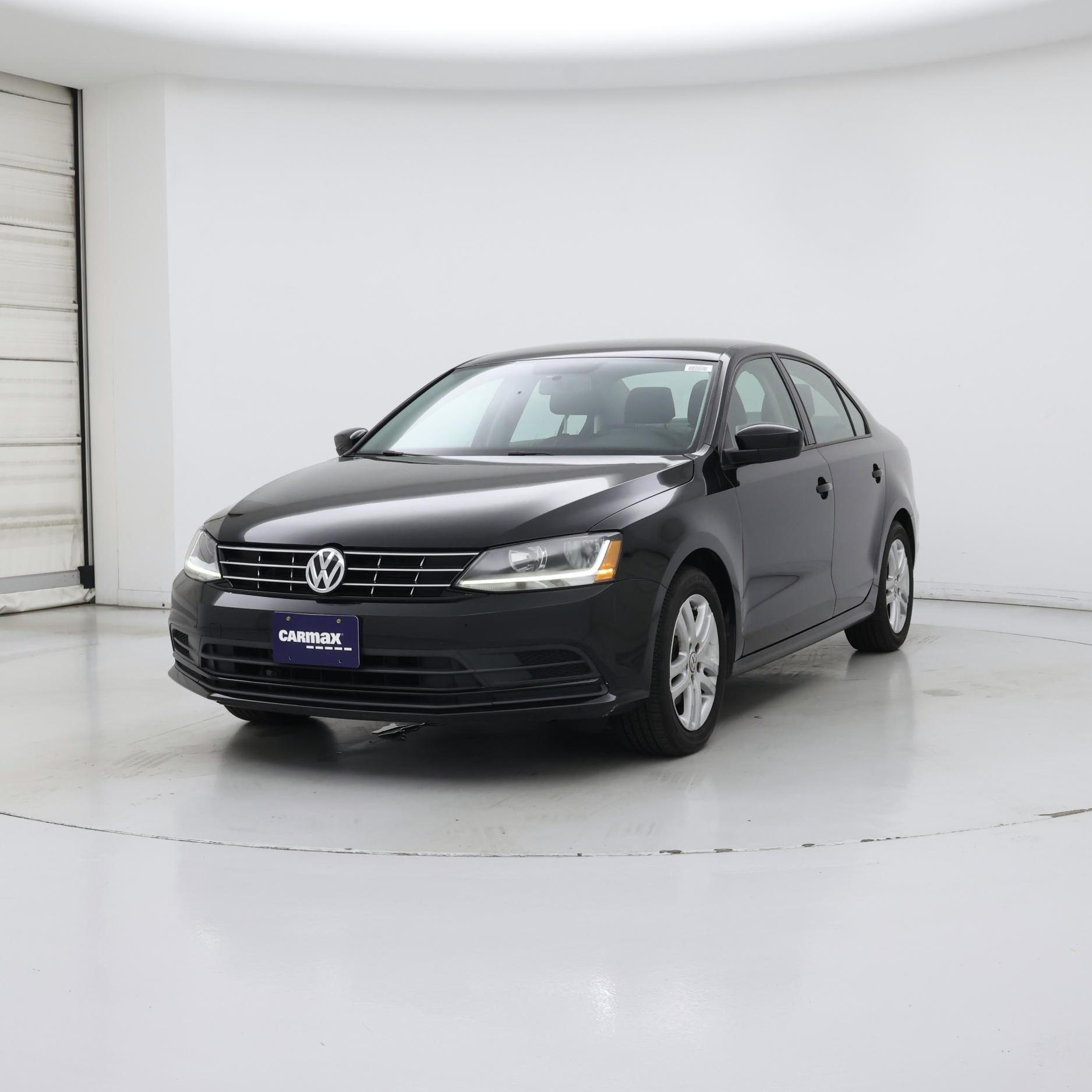 Thumbnail: 2018 Volkswagen Jetta - 4