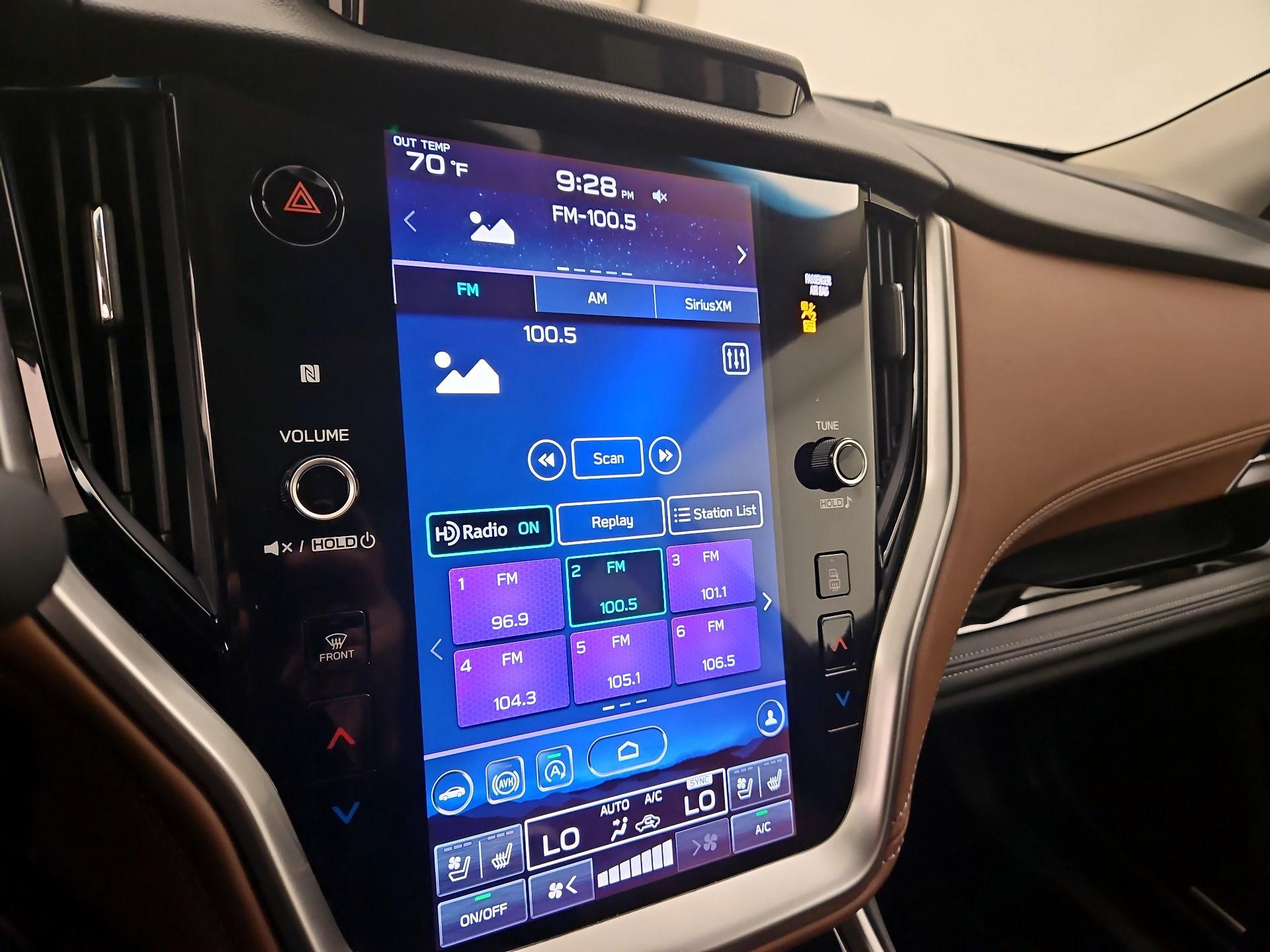 Thumbnail: 2022 Subaru Outback - 16