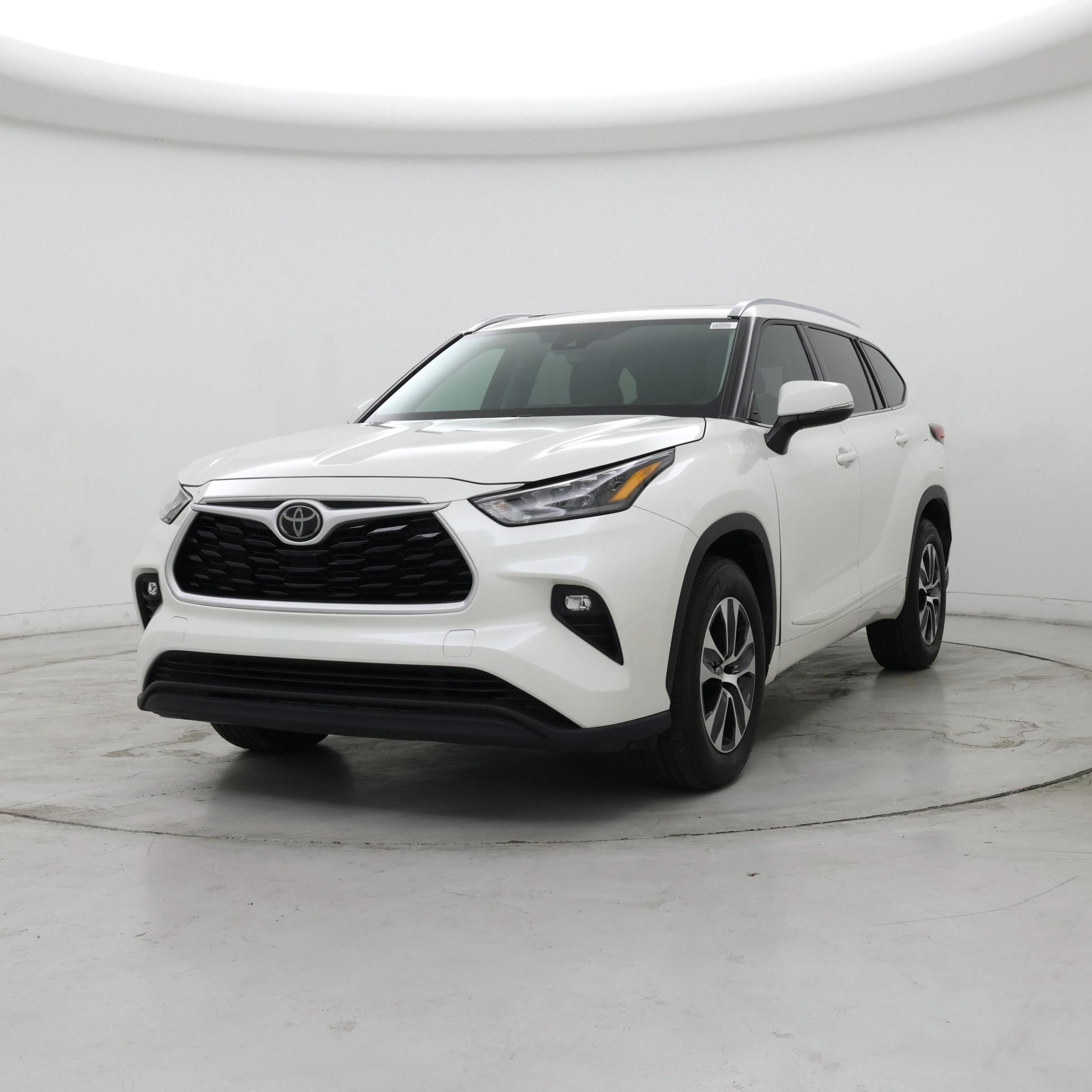Thumbnail: 2020 Toyota Highlander - 4