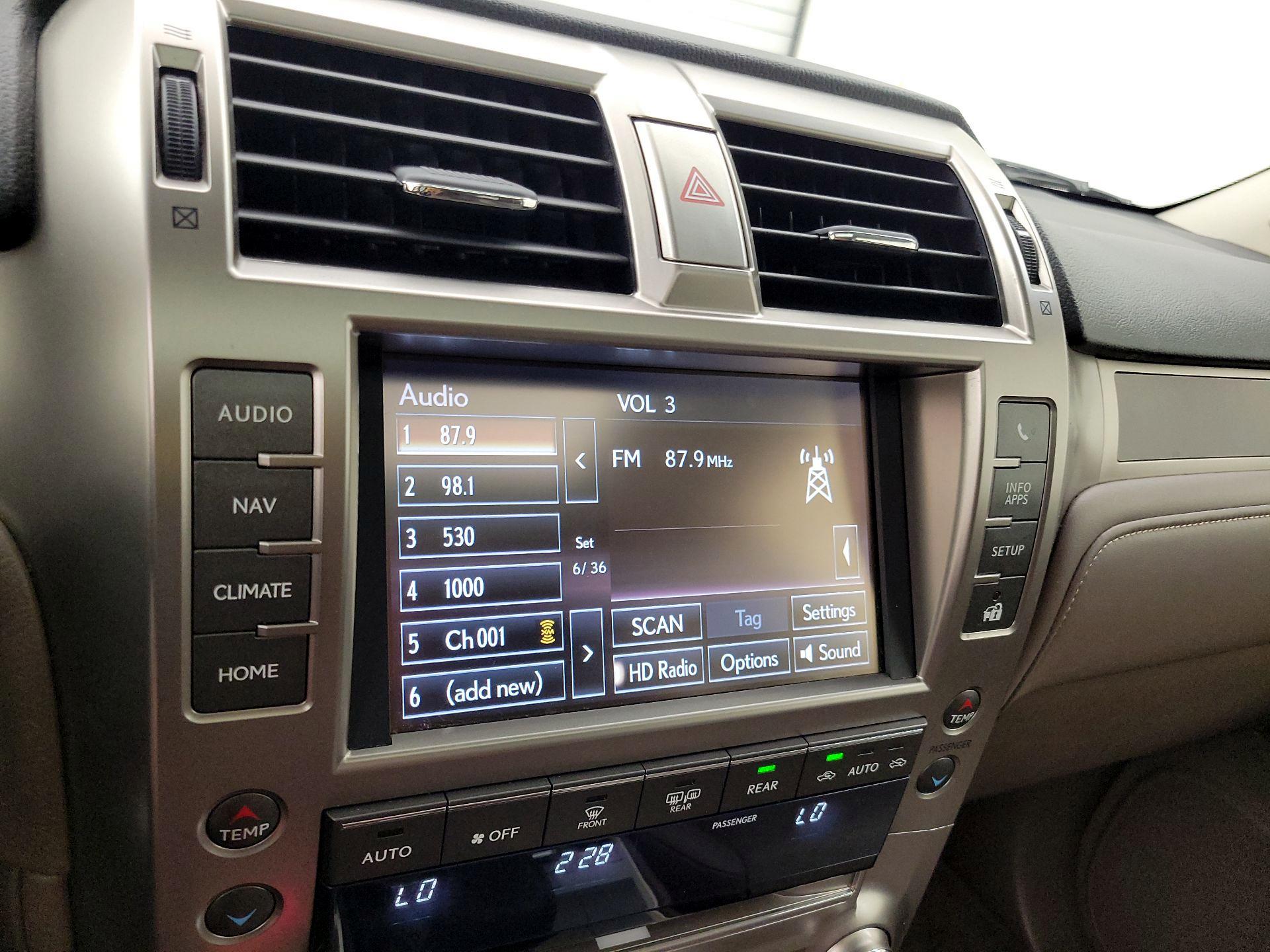 Thumbnail: 2018 Lexus GX - 16