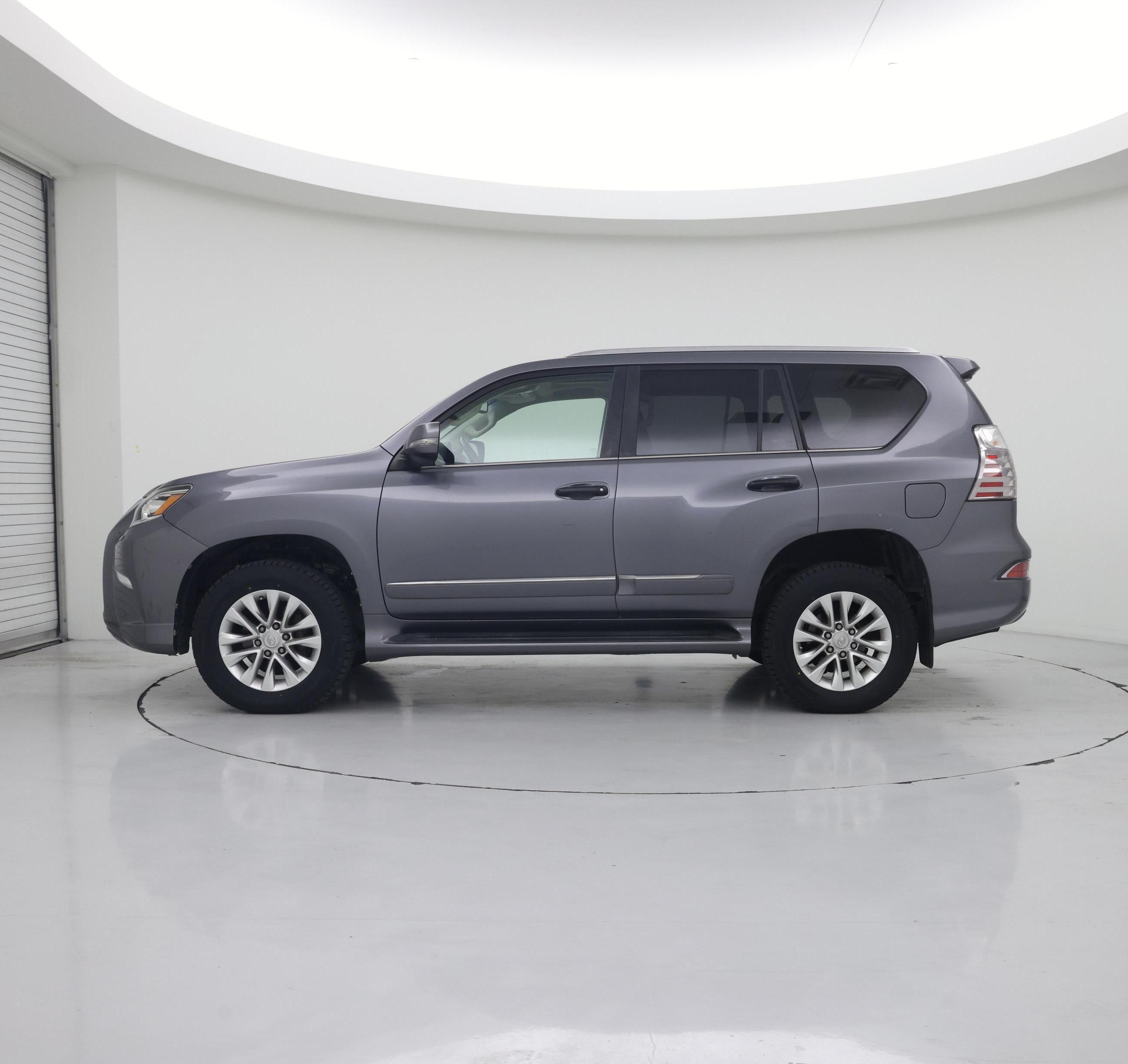 Thumbnail: 2018 Lexus GX - 3