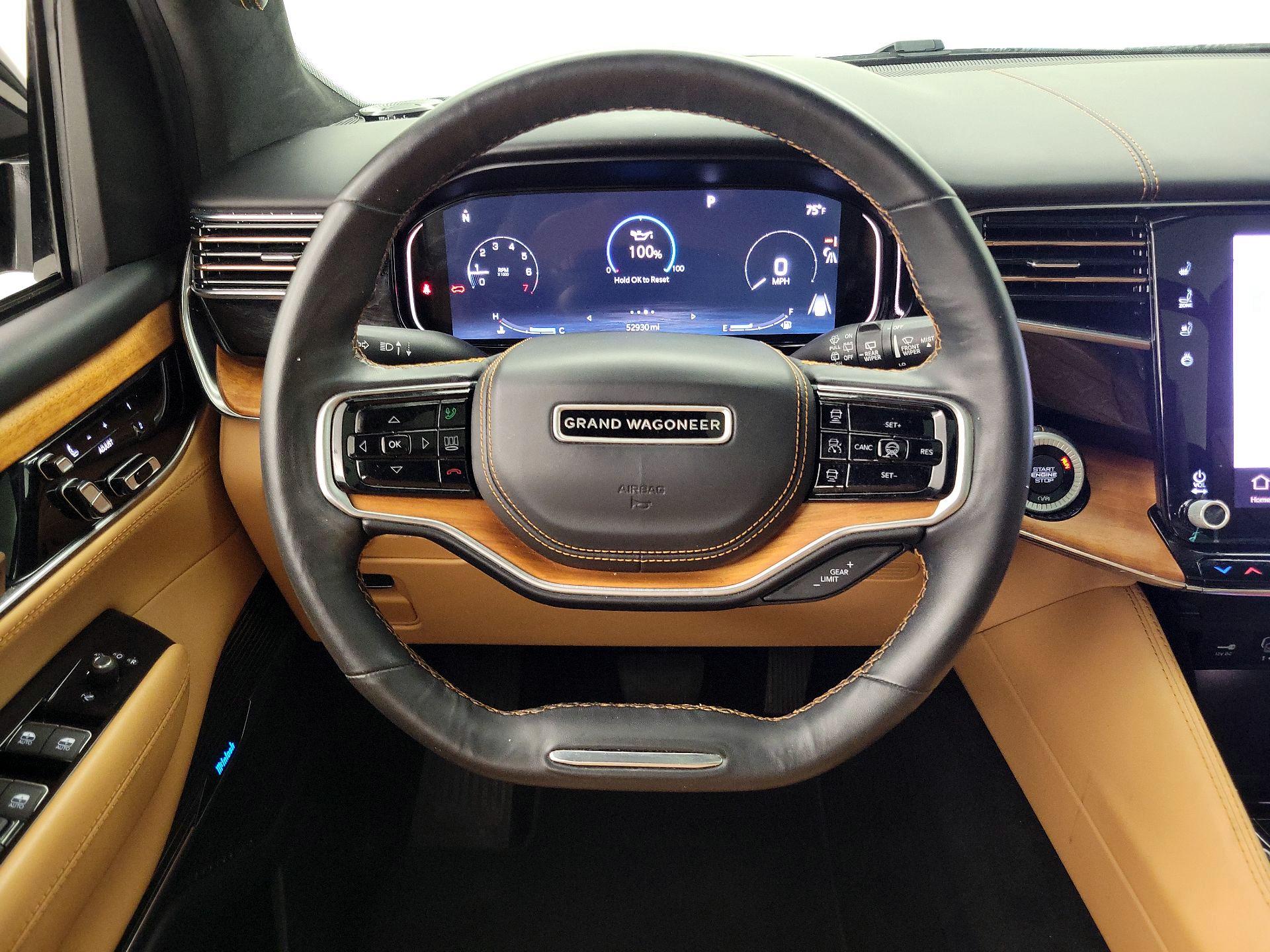 Thumbnail: 2022 Jeep Grand Wagoneer - 10