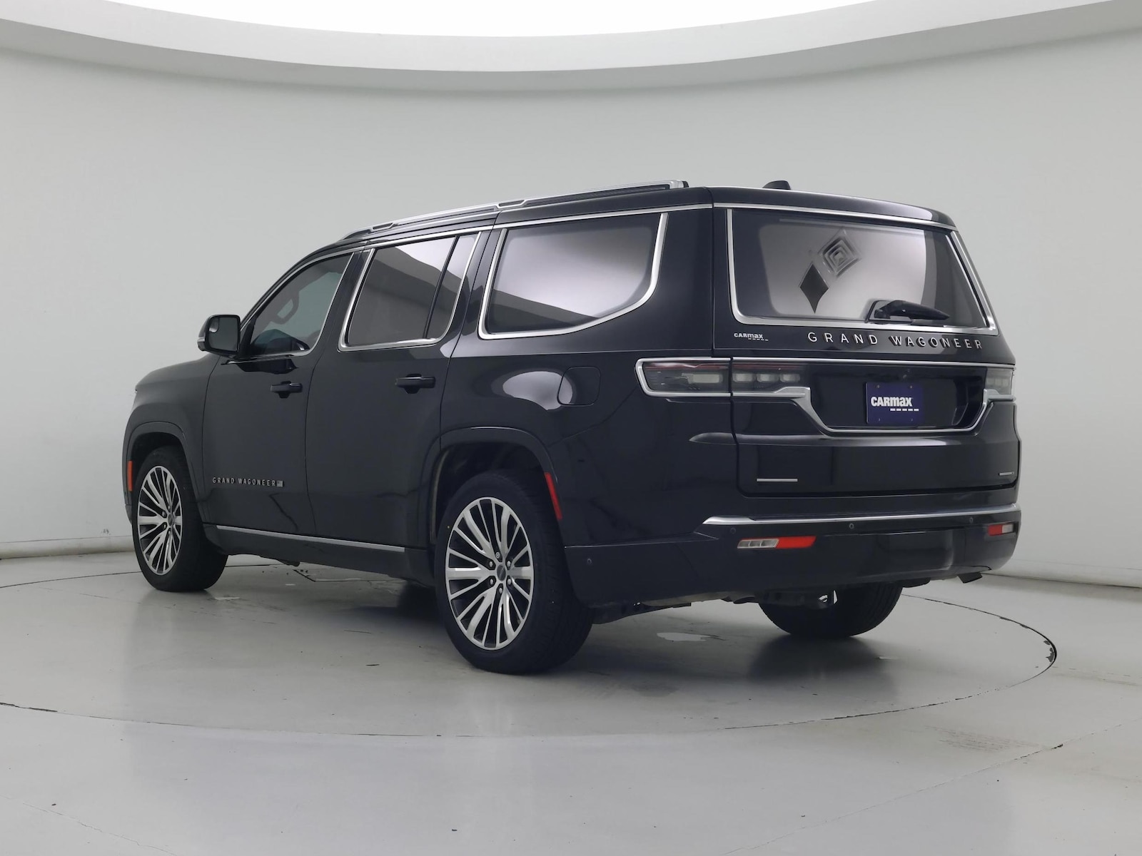 2022 Jeep Grand Wagoneer Series III - Photo 3