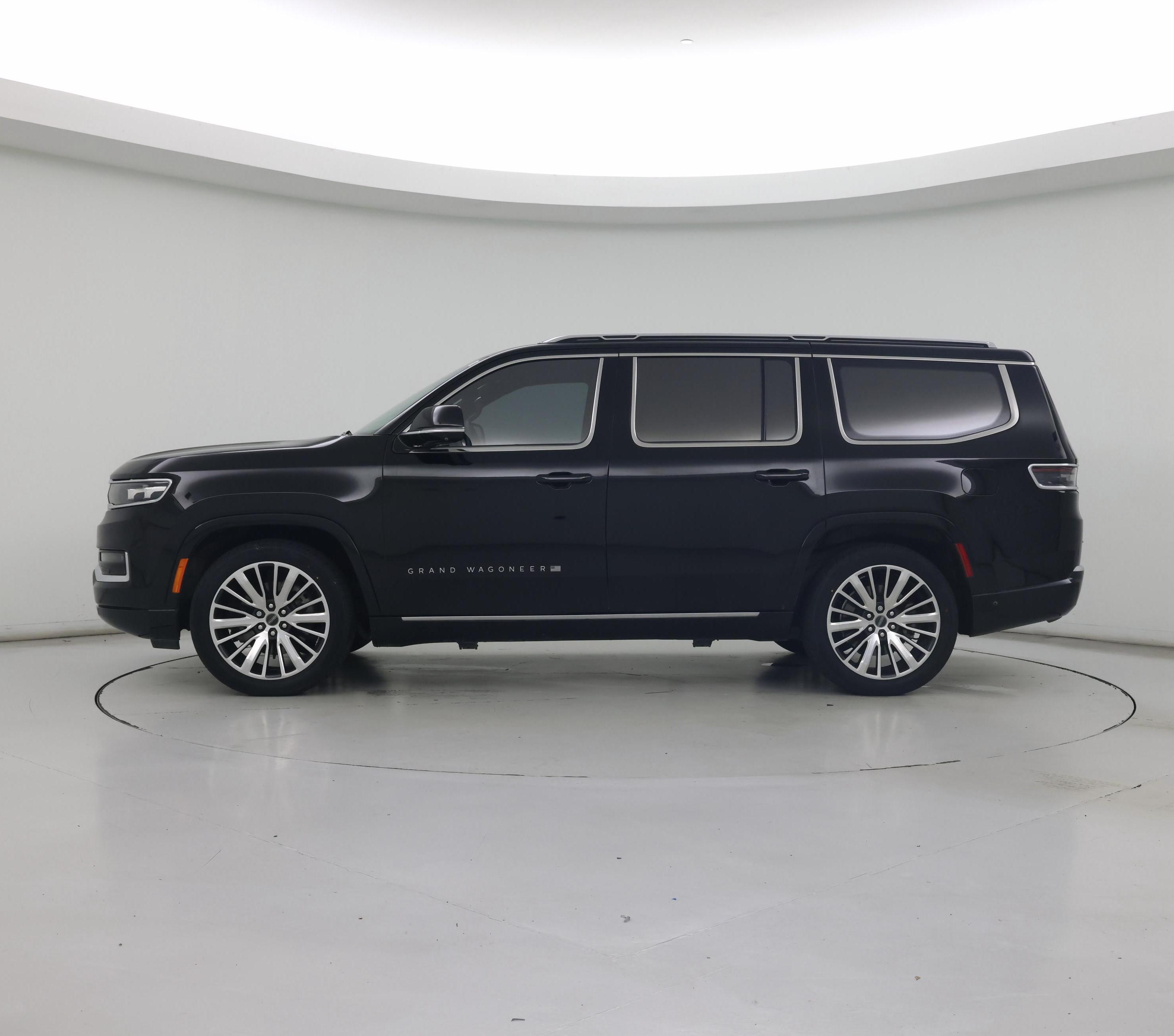 Thumbnail: 2022 Jeep Grand Wagoneer - 3