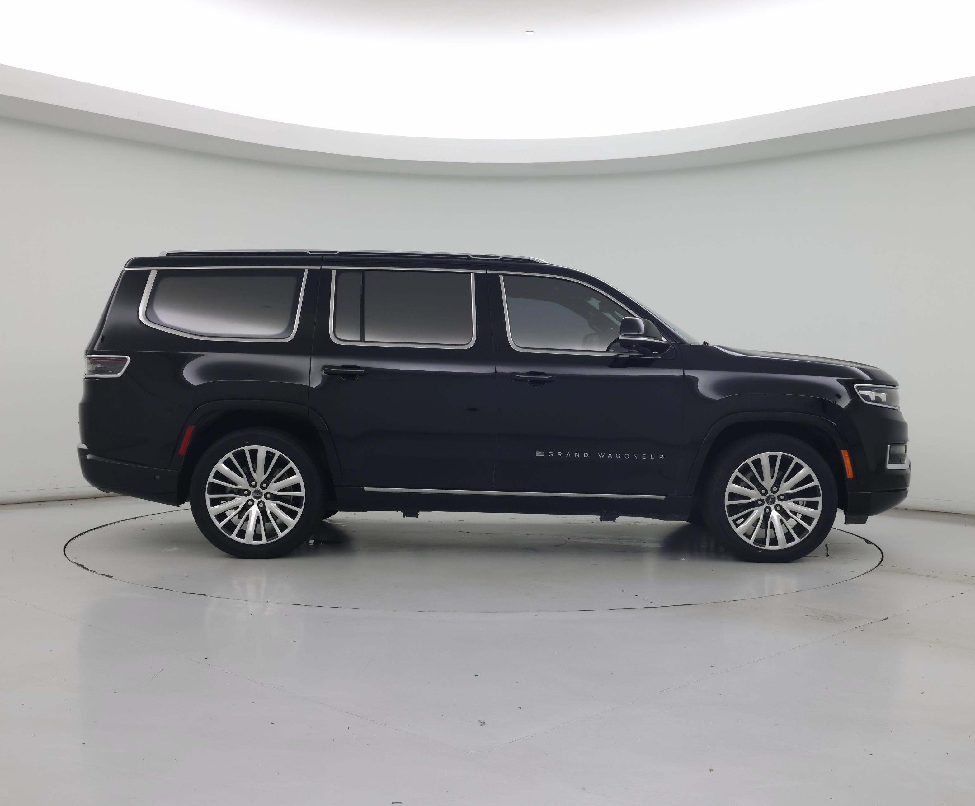 Thumbnail: 2022 Jeep Grand Wagoneer - 7