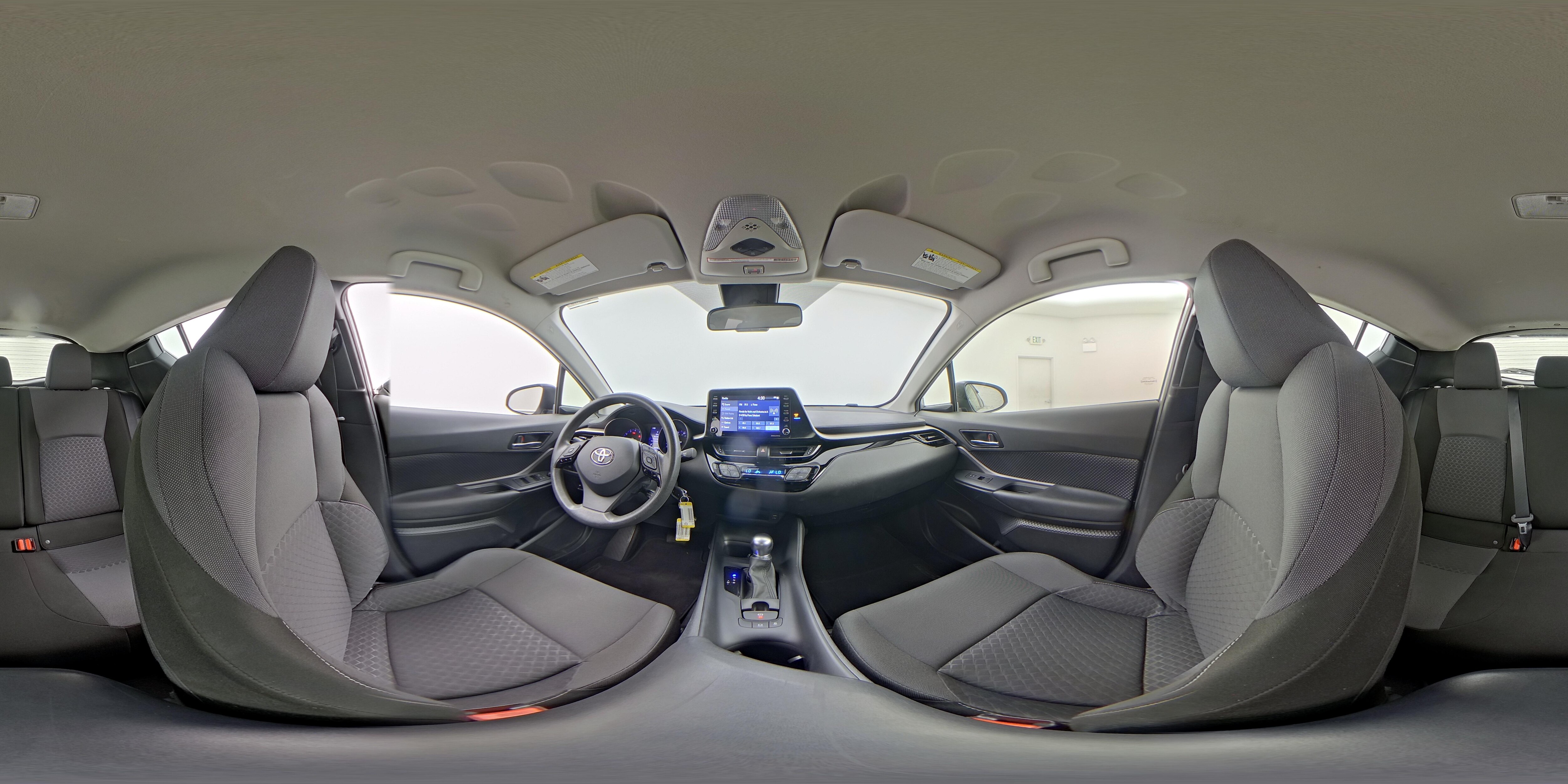 2020 Toyota C-HR LE - Photo 24