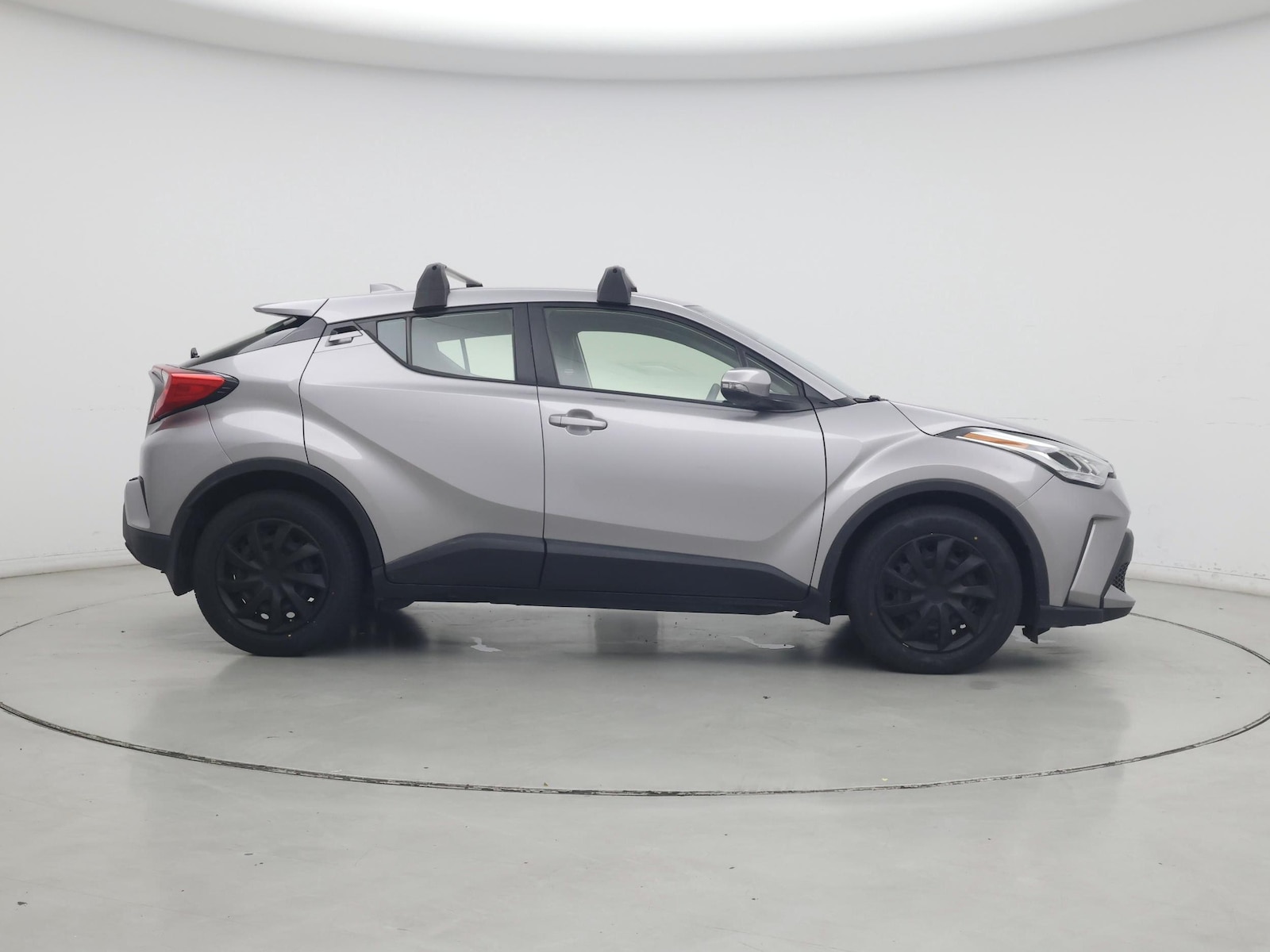 2020 Toyota C-HR LE - Photo 8