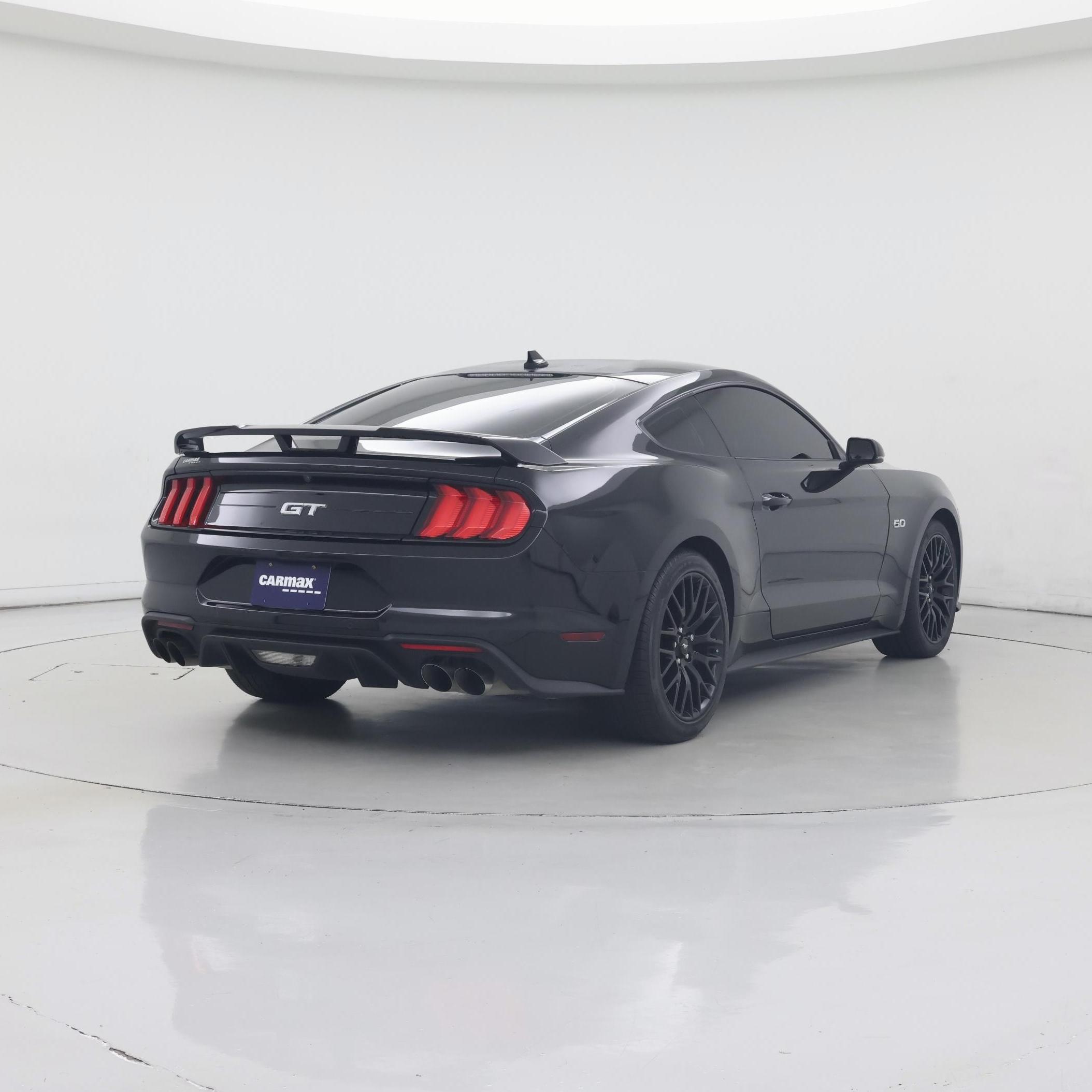 Thumbnail: 2022 Ford Mustang - 8