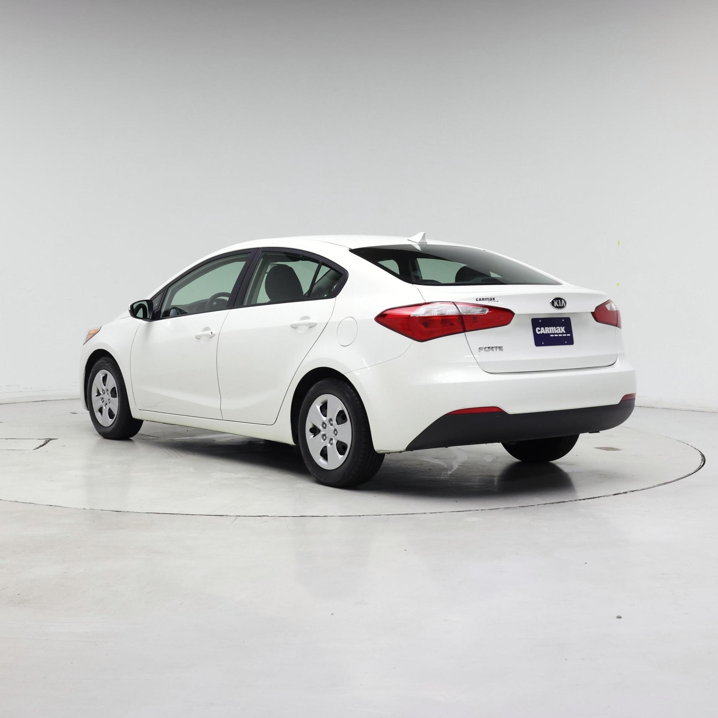 Thumbnail: 2016 Kia Forte - 2