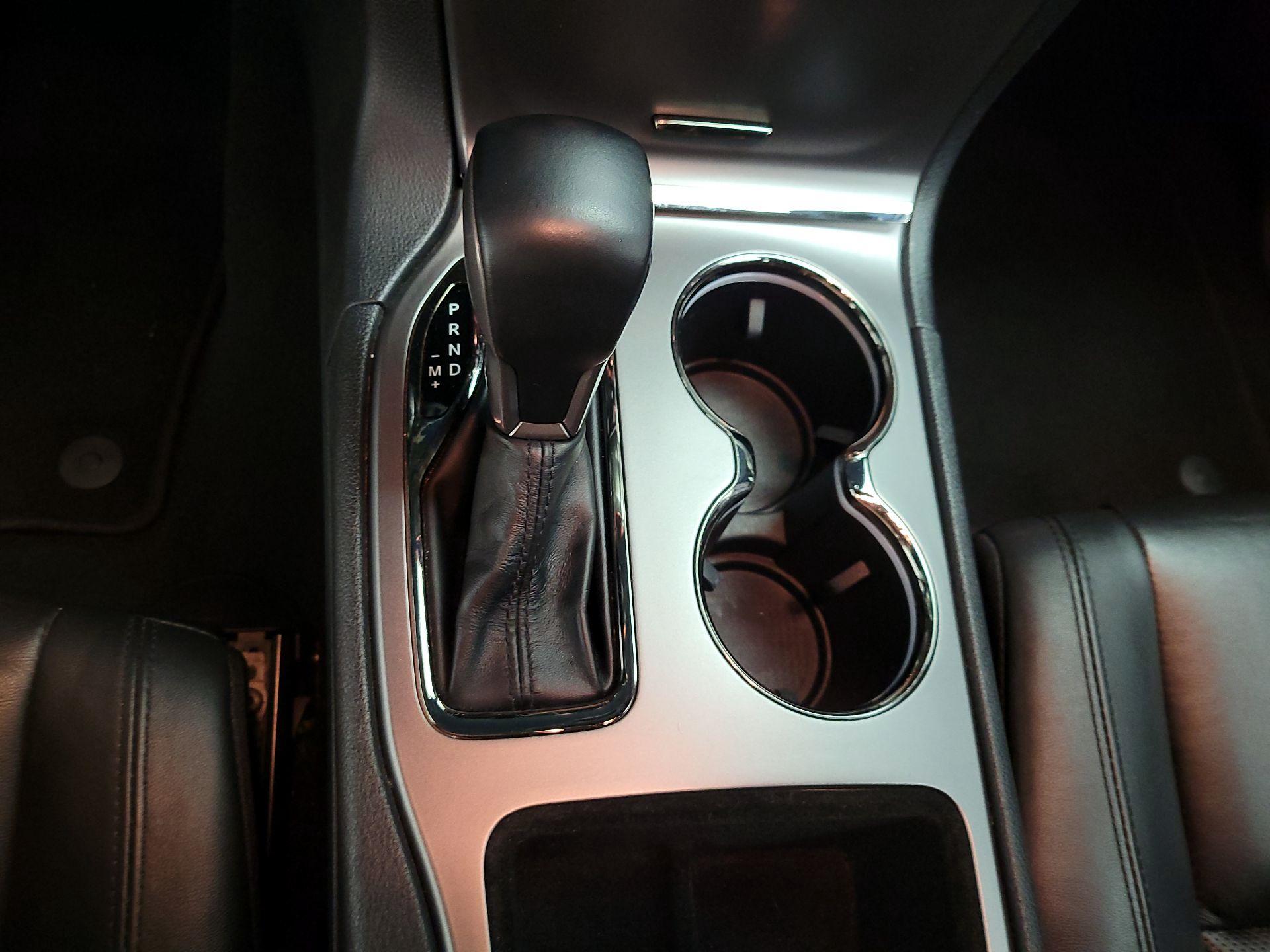 Thumbnail: 2020 Jeep Grand Cherokee - 18