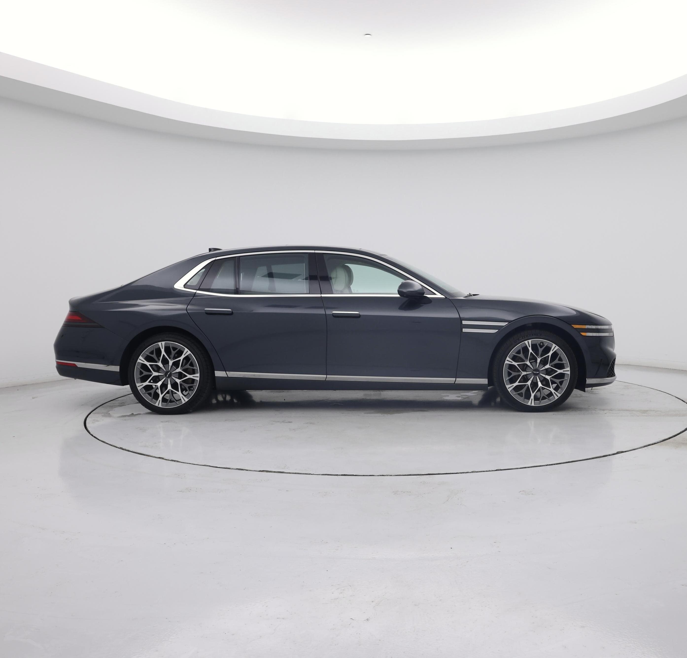 Thumbnail: 2023 Genesis G90 - 7