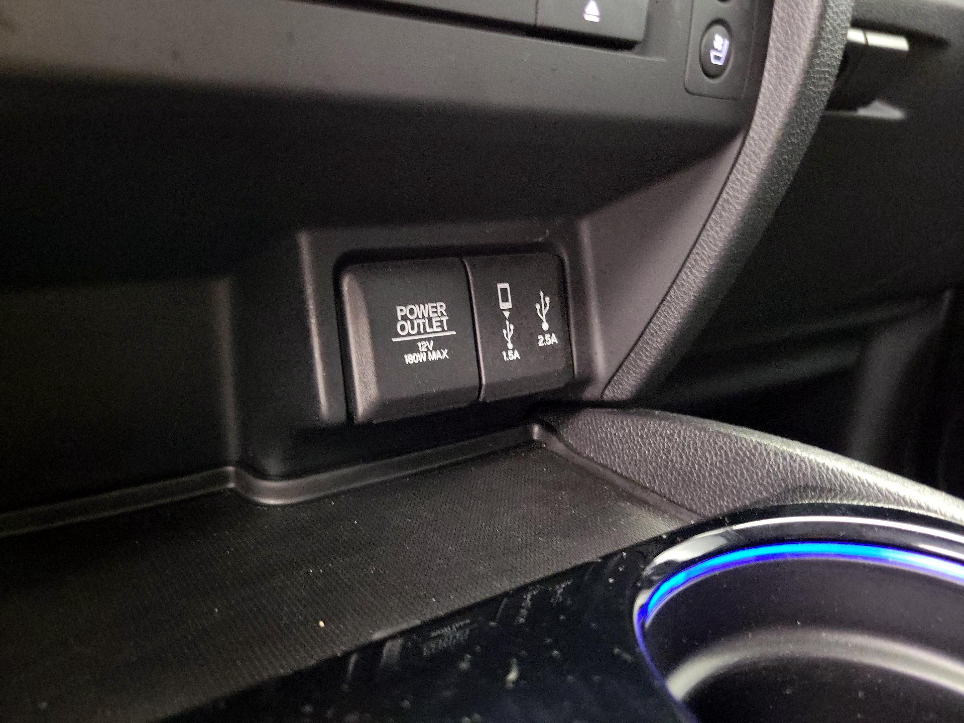 Thumbnail: 2018 Honda Pilot - 19