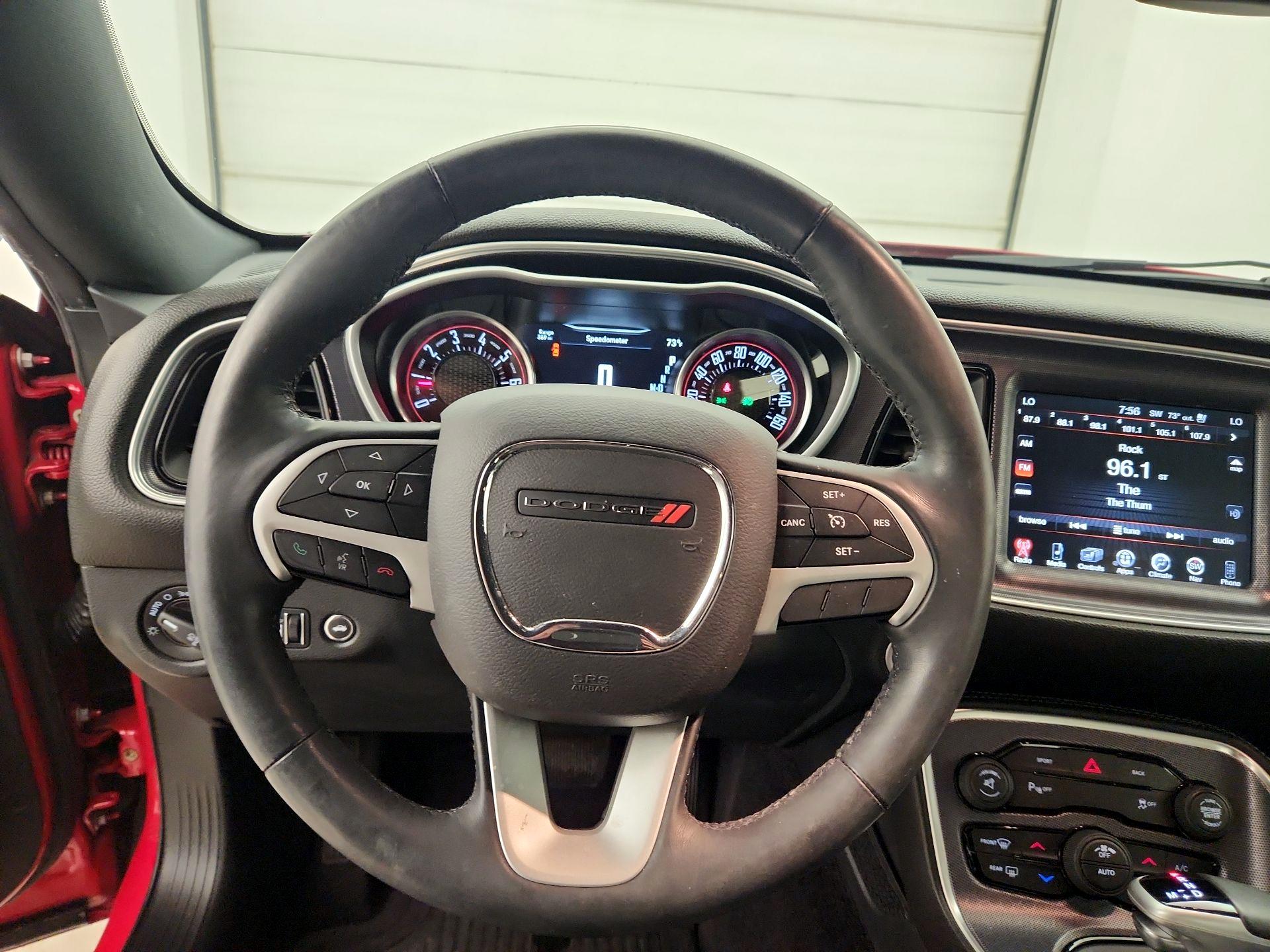 Thumbnail: 2016 Dodge Challenger - 10