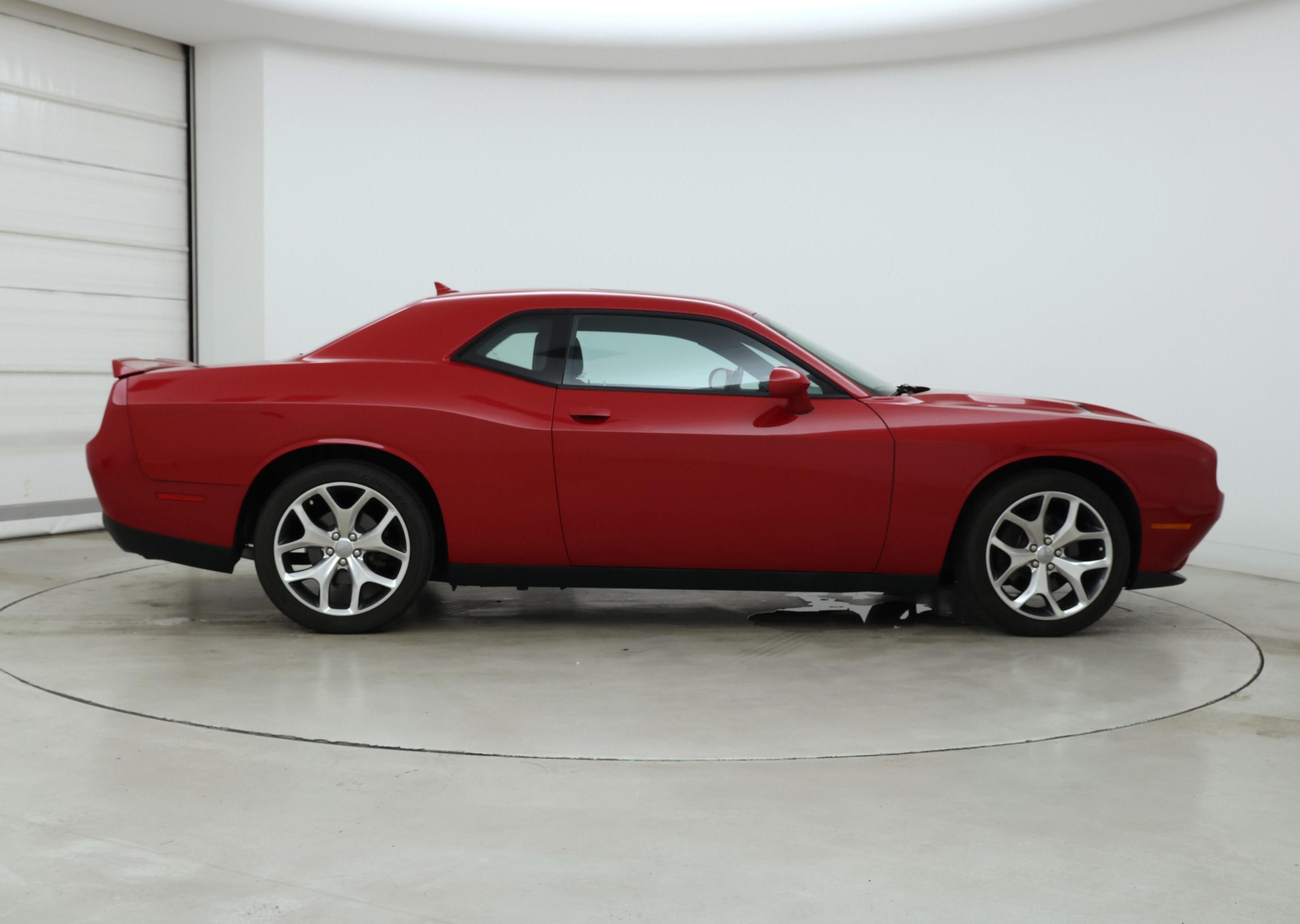Thumbnail: 2016 Dodge Challenger - 7