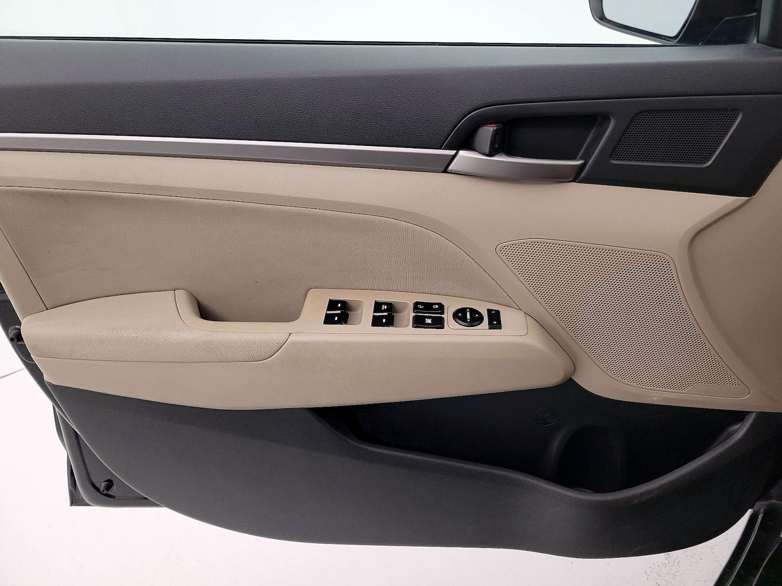 2017 Hyundai Elantra Value Edition - Photo 13