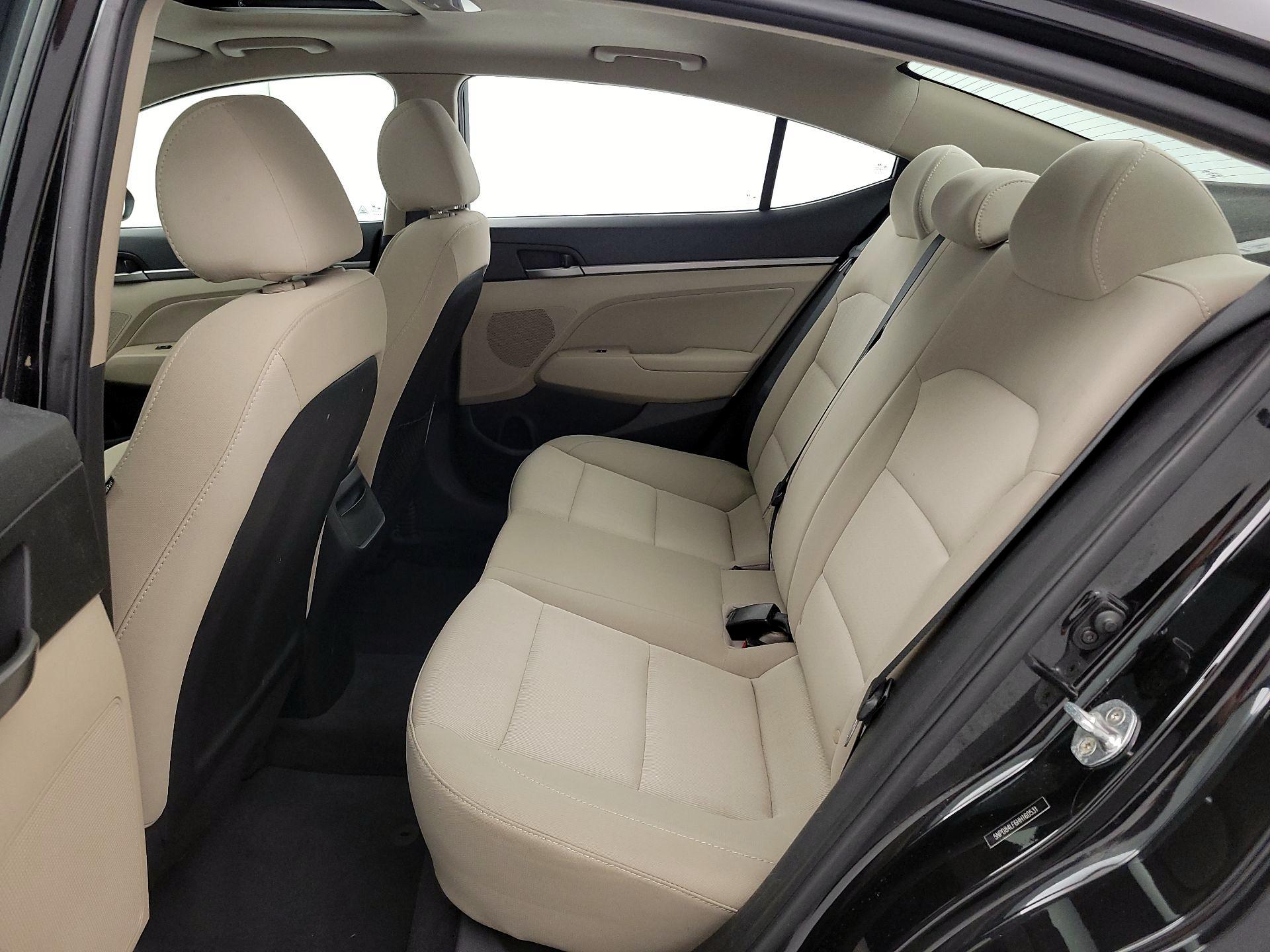 Thumbnail: 2017 Hyundai Elantra - 20