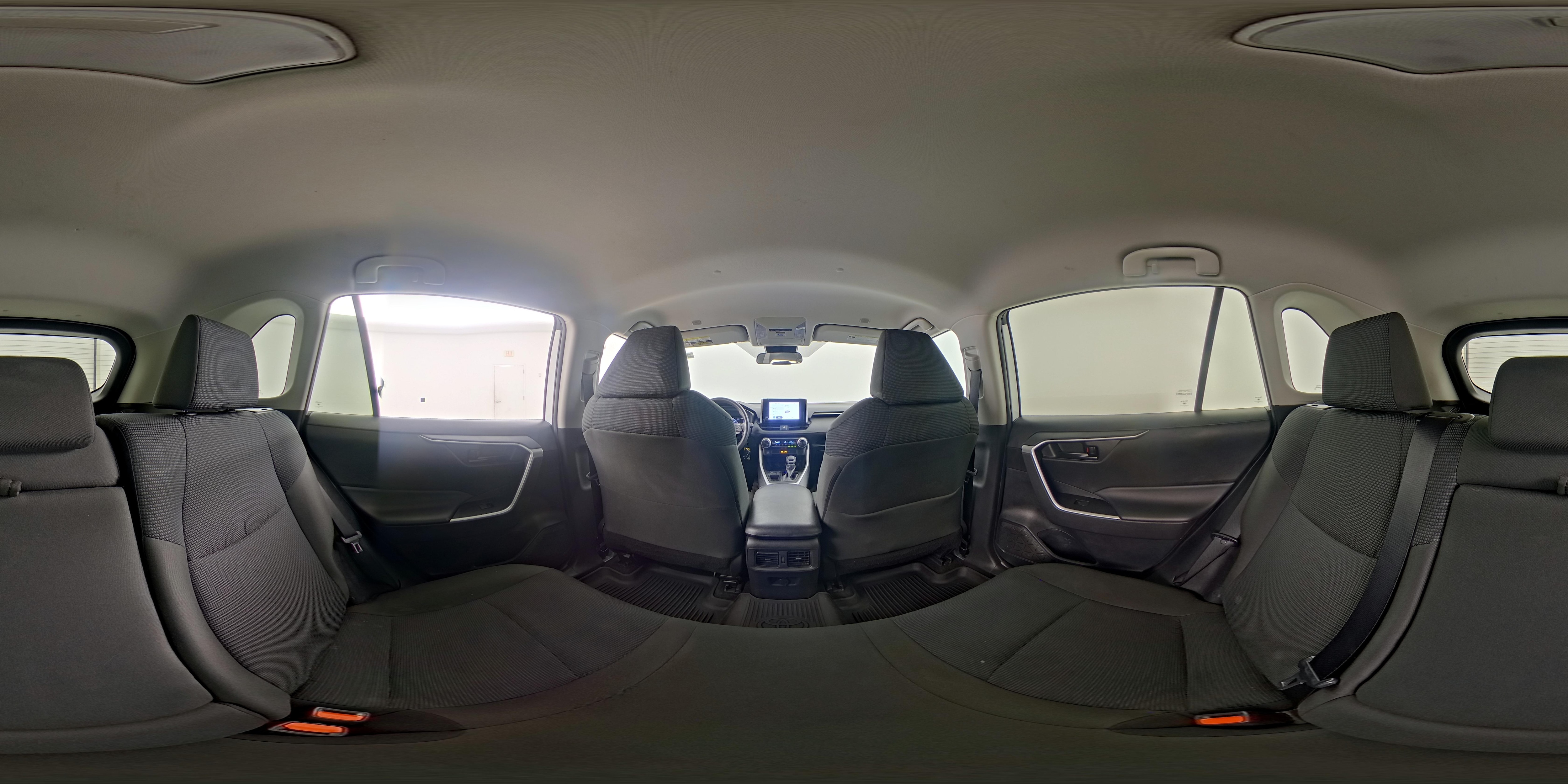 2023 Toyota RAV4 LE - Photo 25