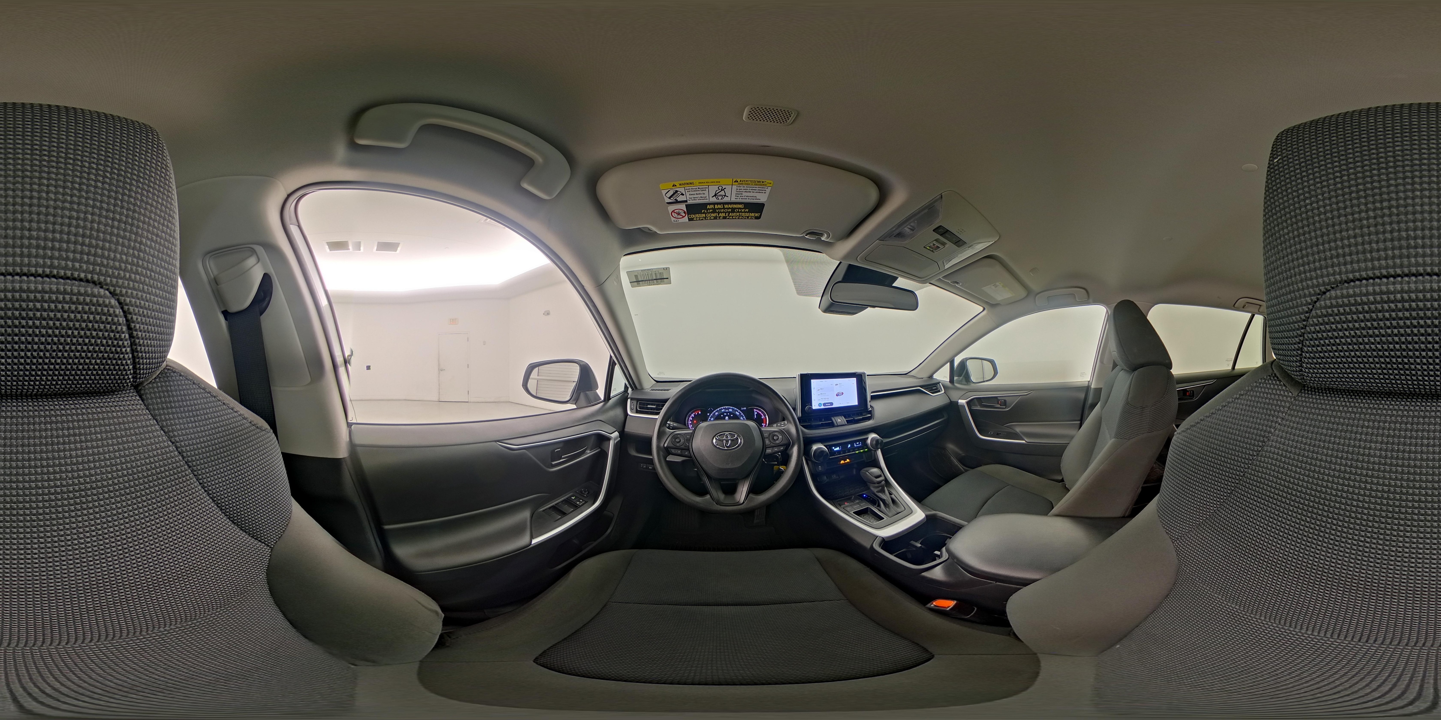 2023 Toyota RAV4 LE - Photo 26