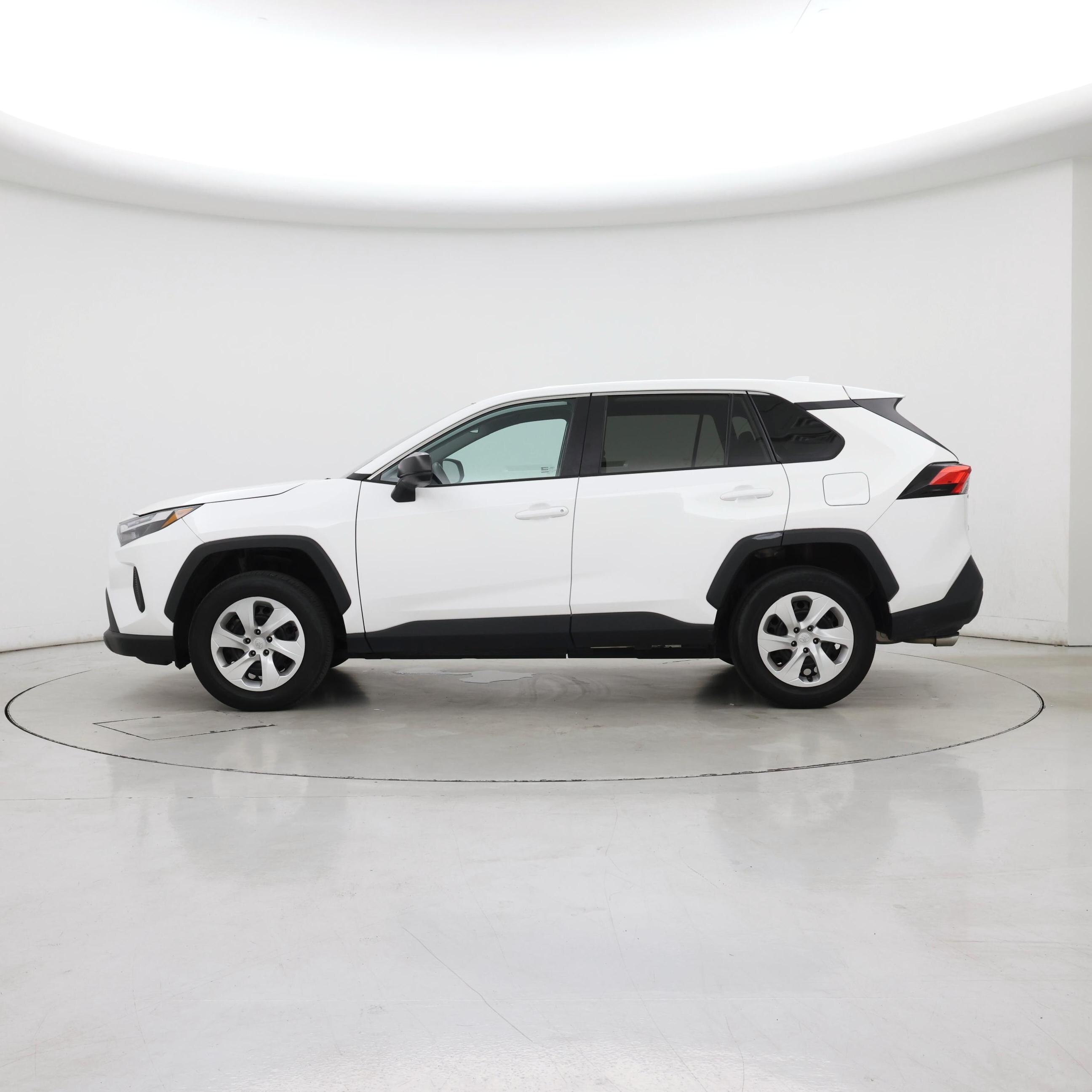 Thumbnail: 2023 Toyota RAV4 - 3