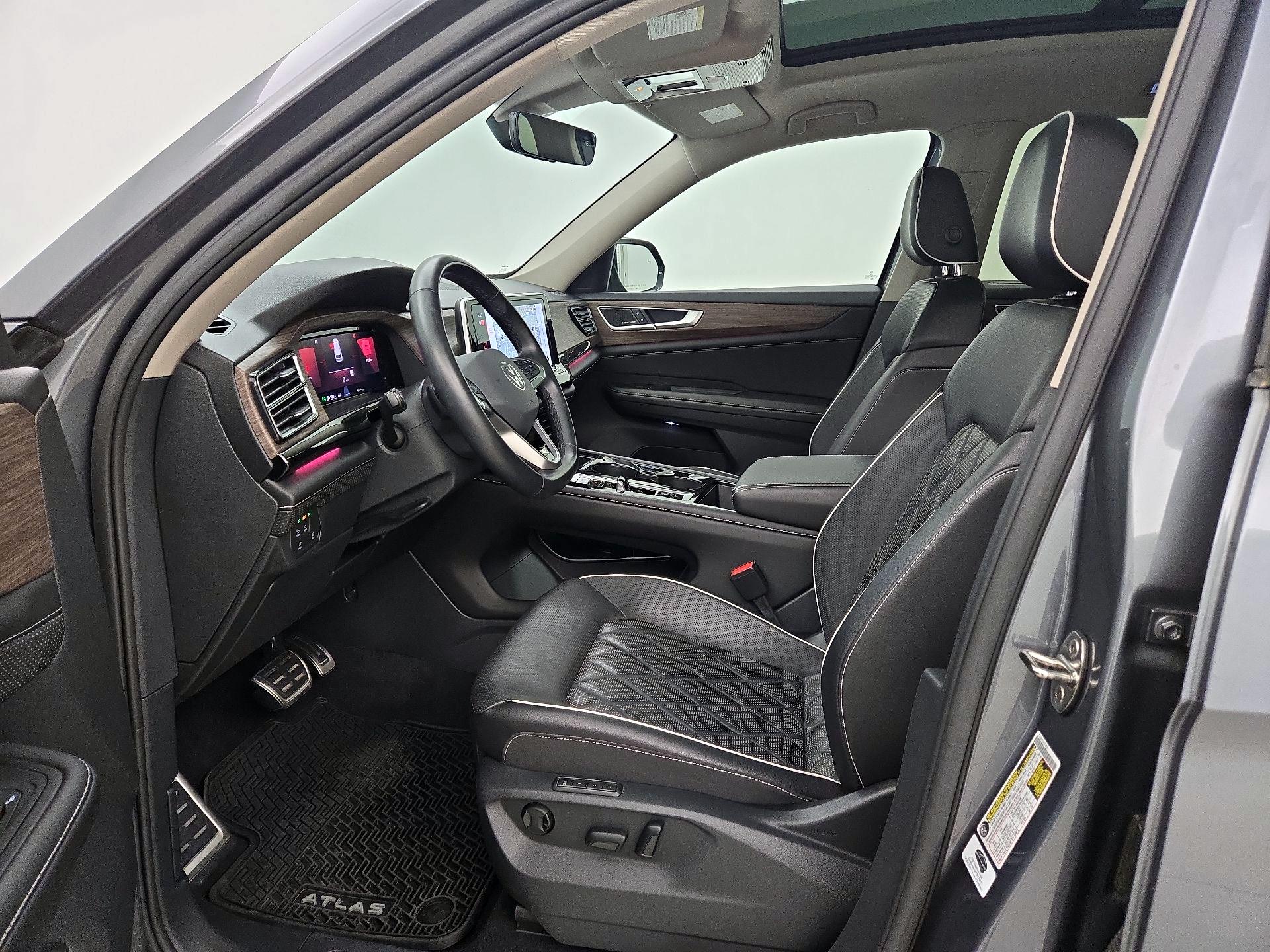Thumbnail: 2024 Volkswagen Atlas - 11