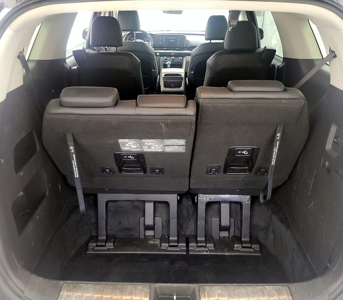 Trunk/Cargo (Seats Up)