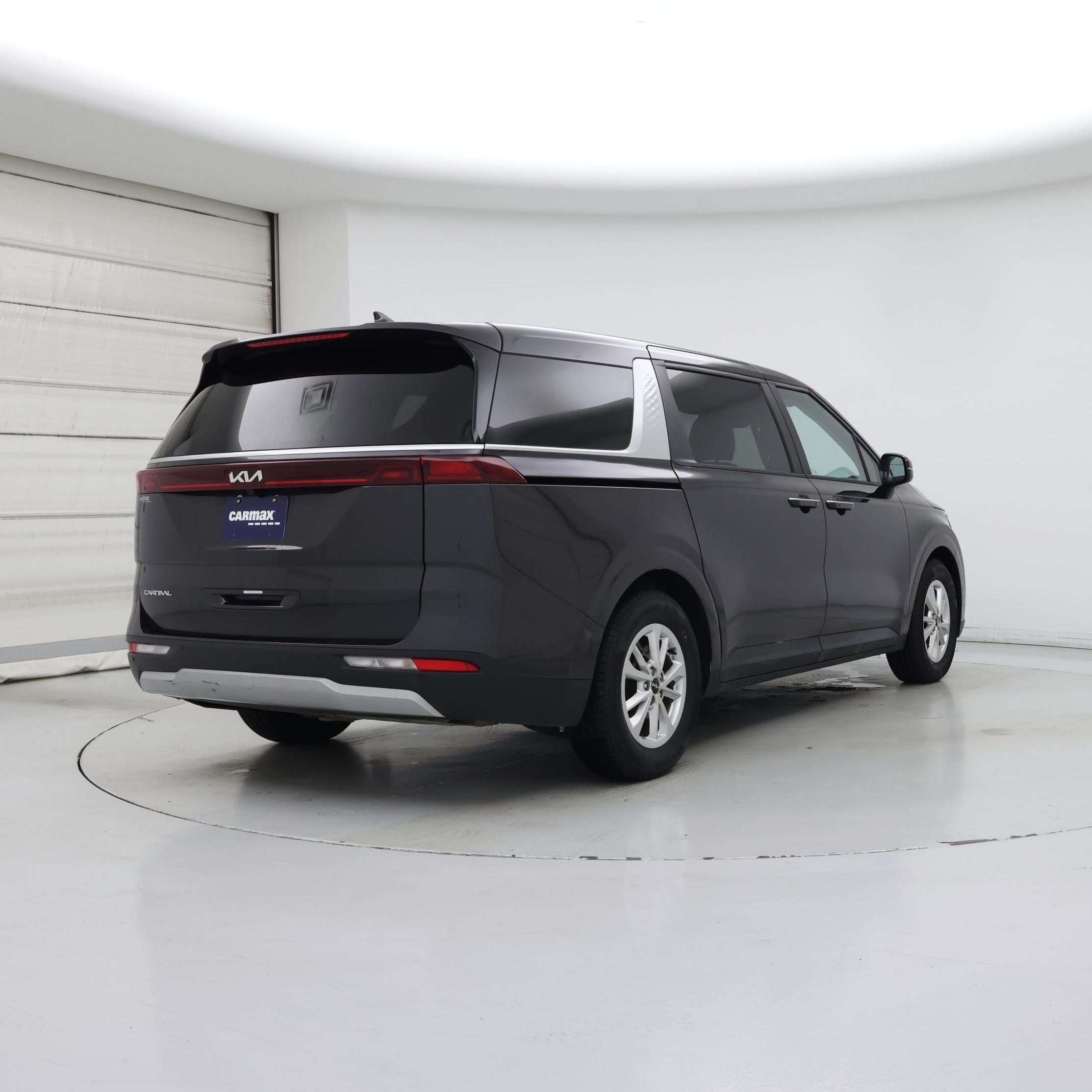 Thumbnail: 2024 Kia Carnival - 8