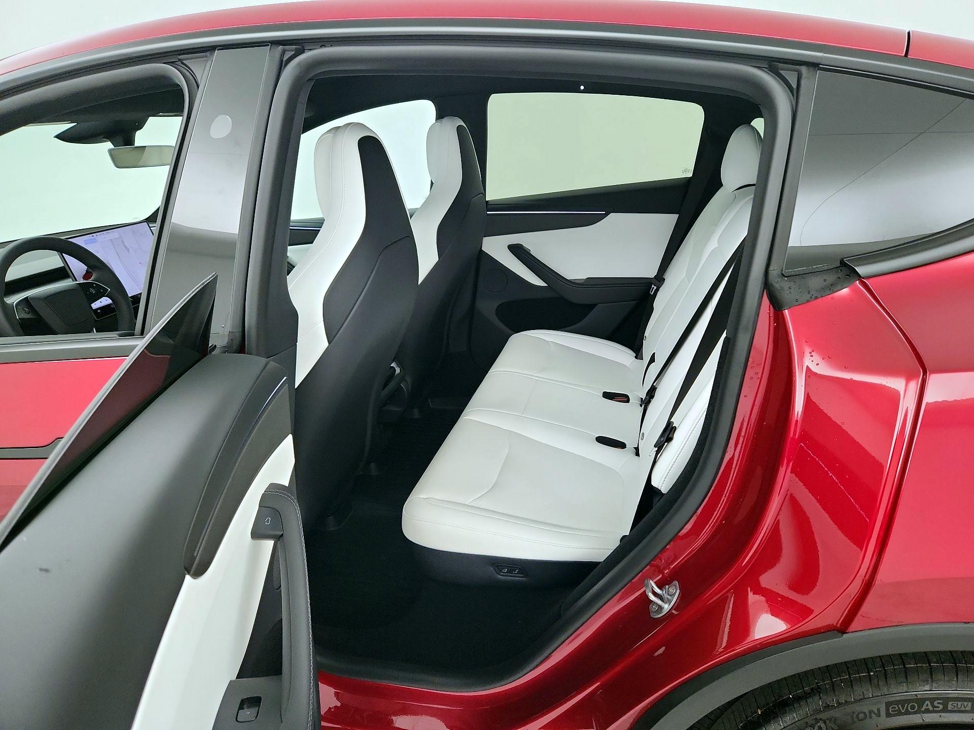 Thumbnail: 2026 Tesla Model Y - 20