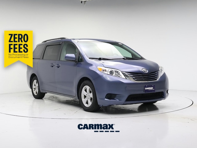 Blue 2017 Toyota Sienna Minivan Front-Wheel Drive Automatic
