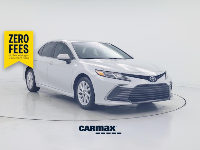 Gray 2023 Toyota Camry Sedan Front-Wheel Drive Automatic