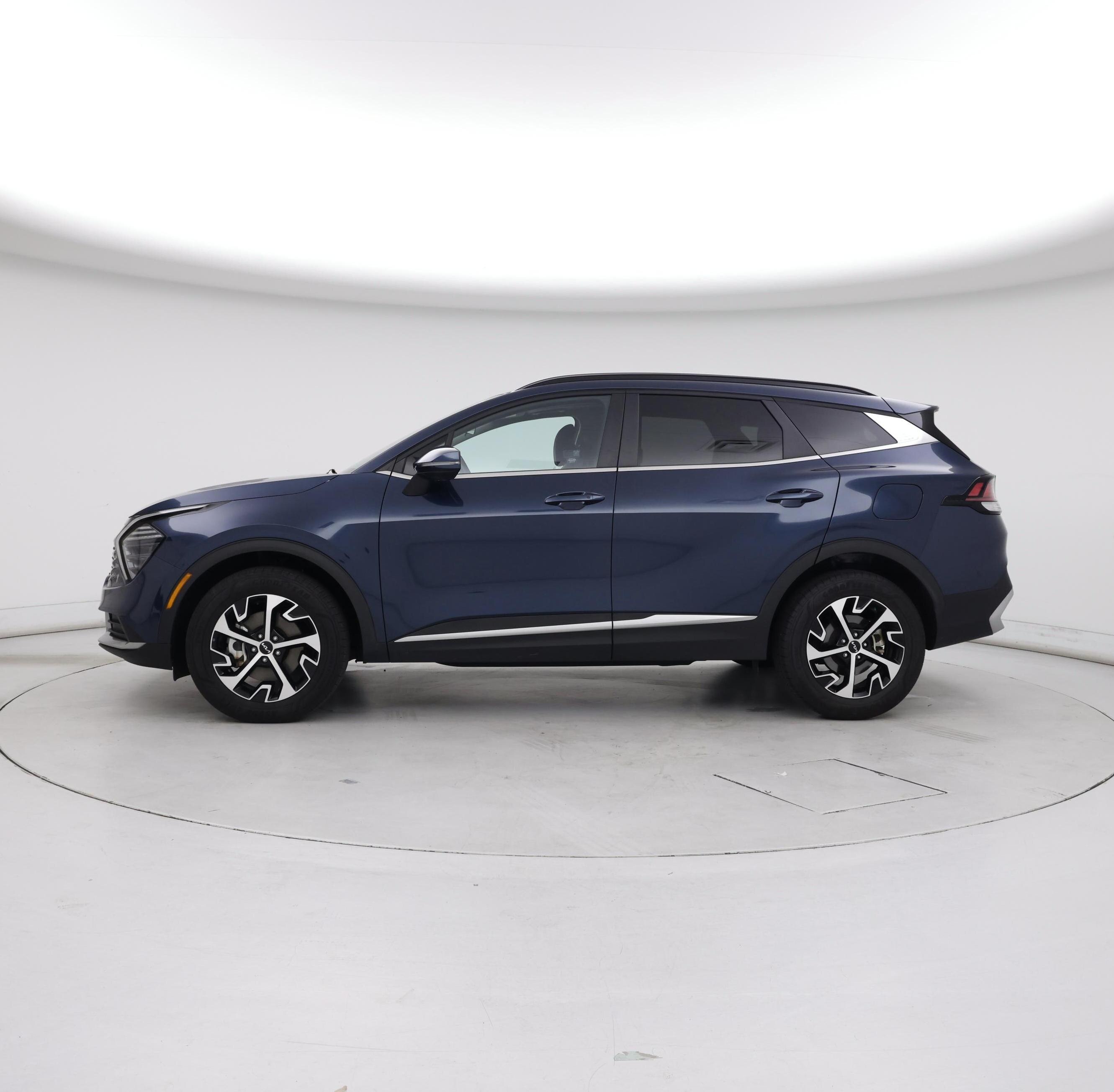 Thumbnail: 2024 Kia Sportage - 3