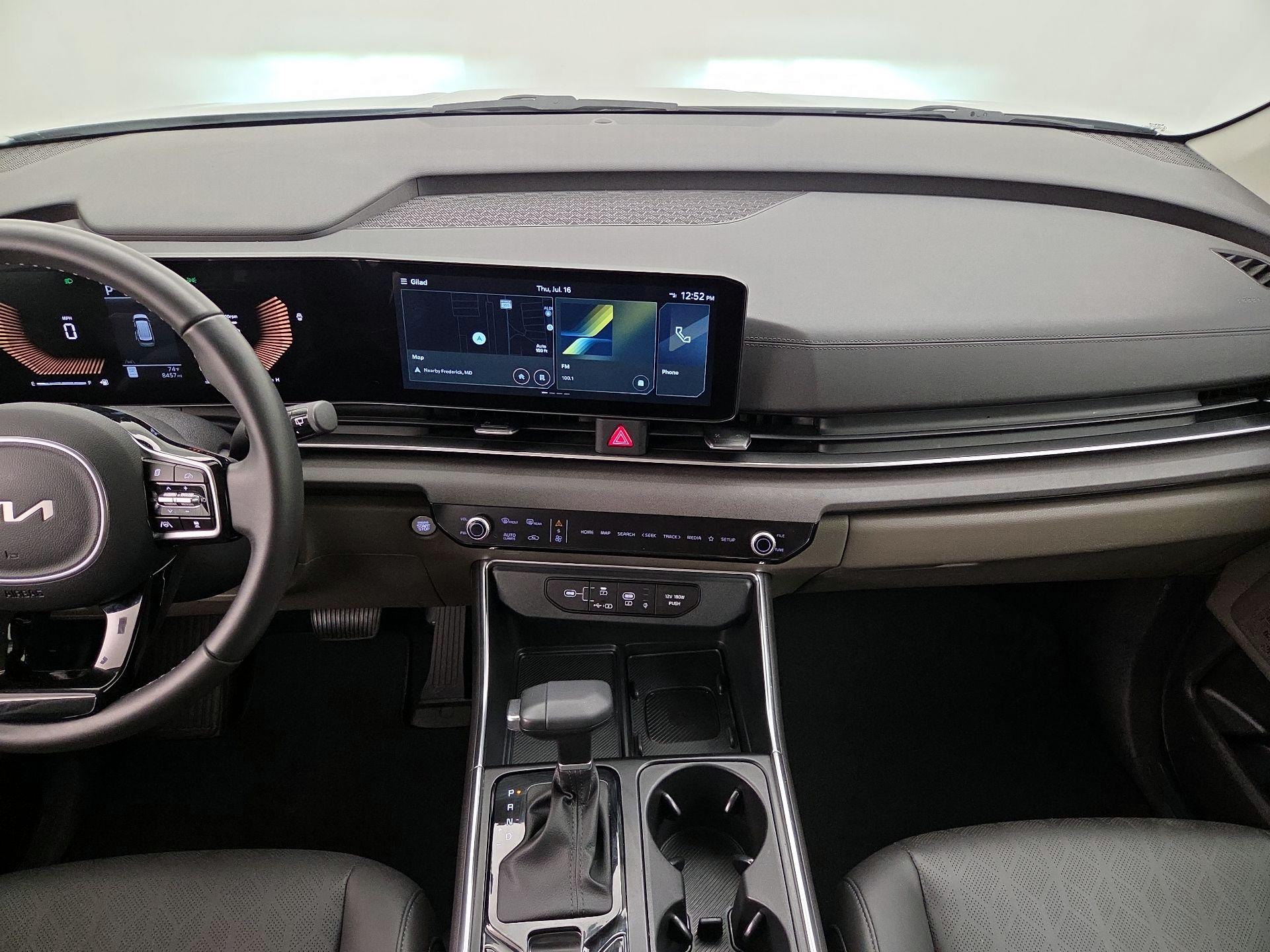 Thumbnail: 2025 Kia Carnival - 9