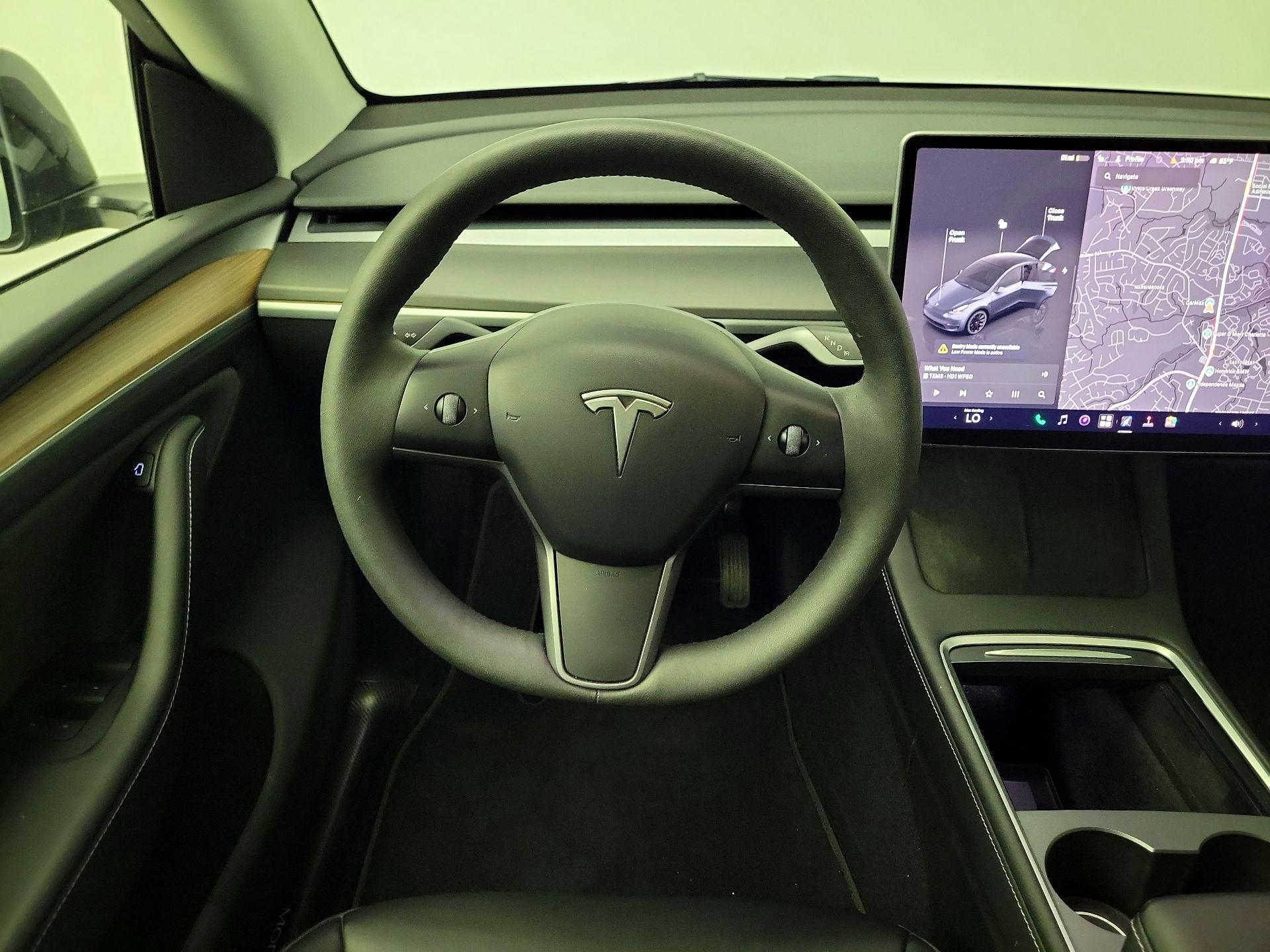 Thumbnail: 2023 Tesla Model Y - 10