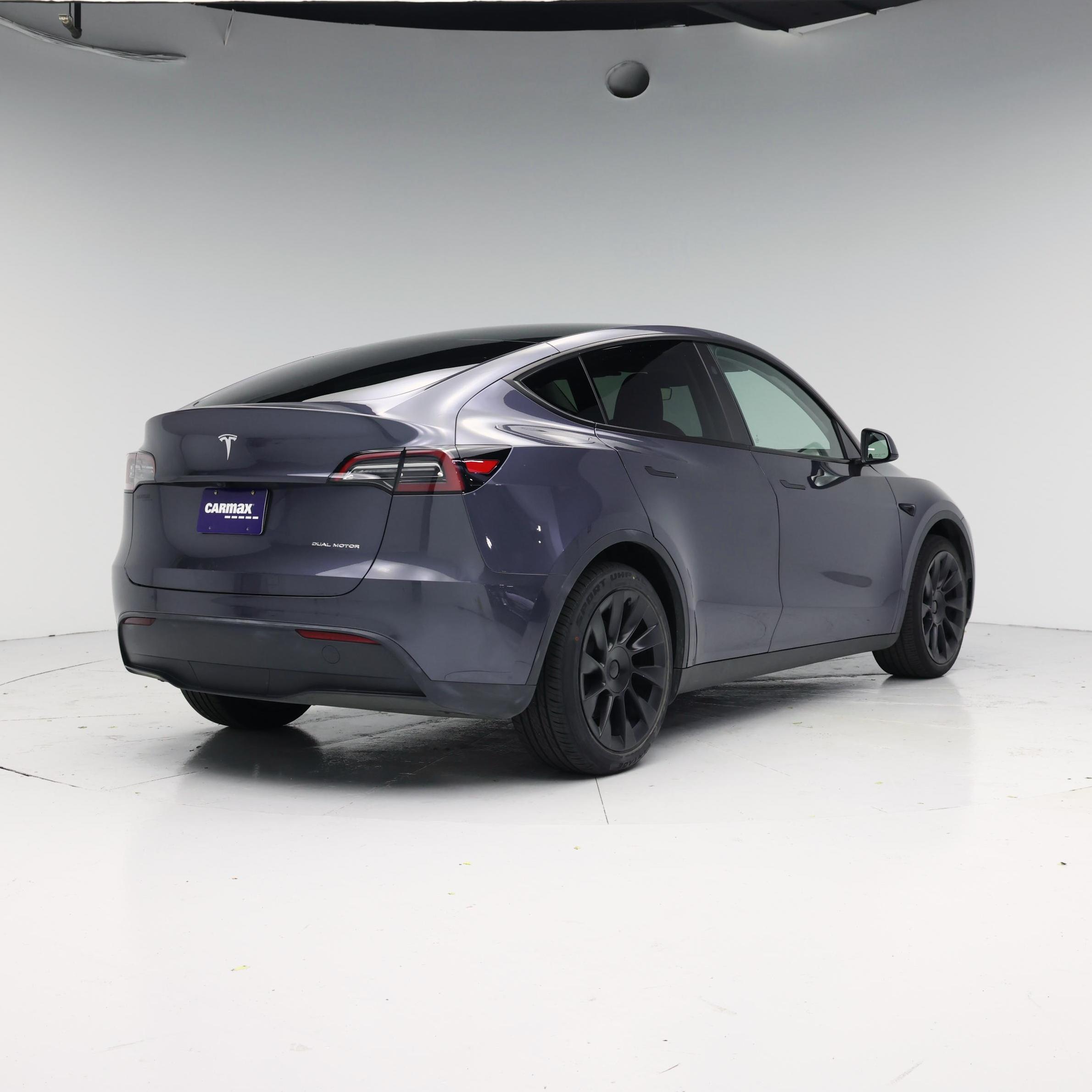 Thumbnail: 2023 Tesla Model Y - 8