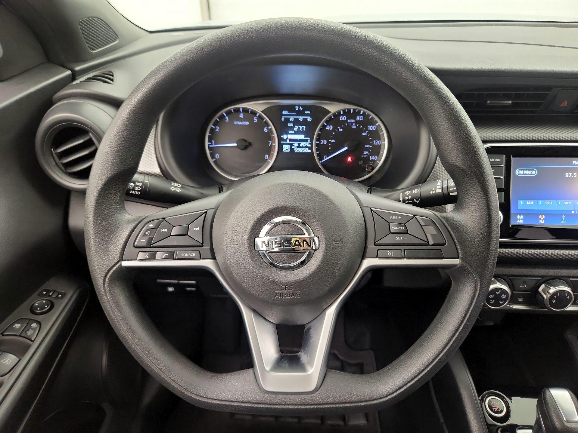 Thumbnail: 2020 Nissan Kicks - 10