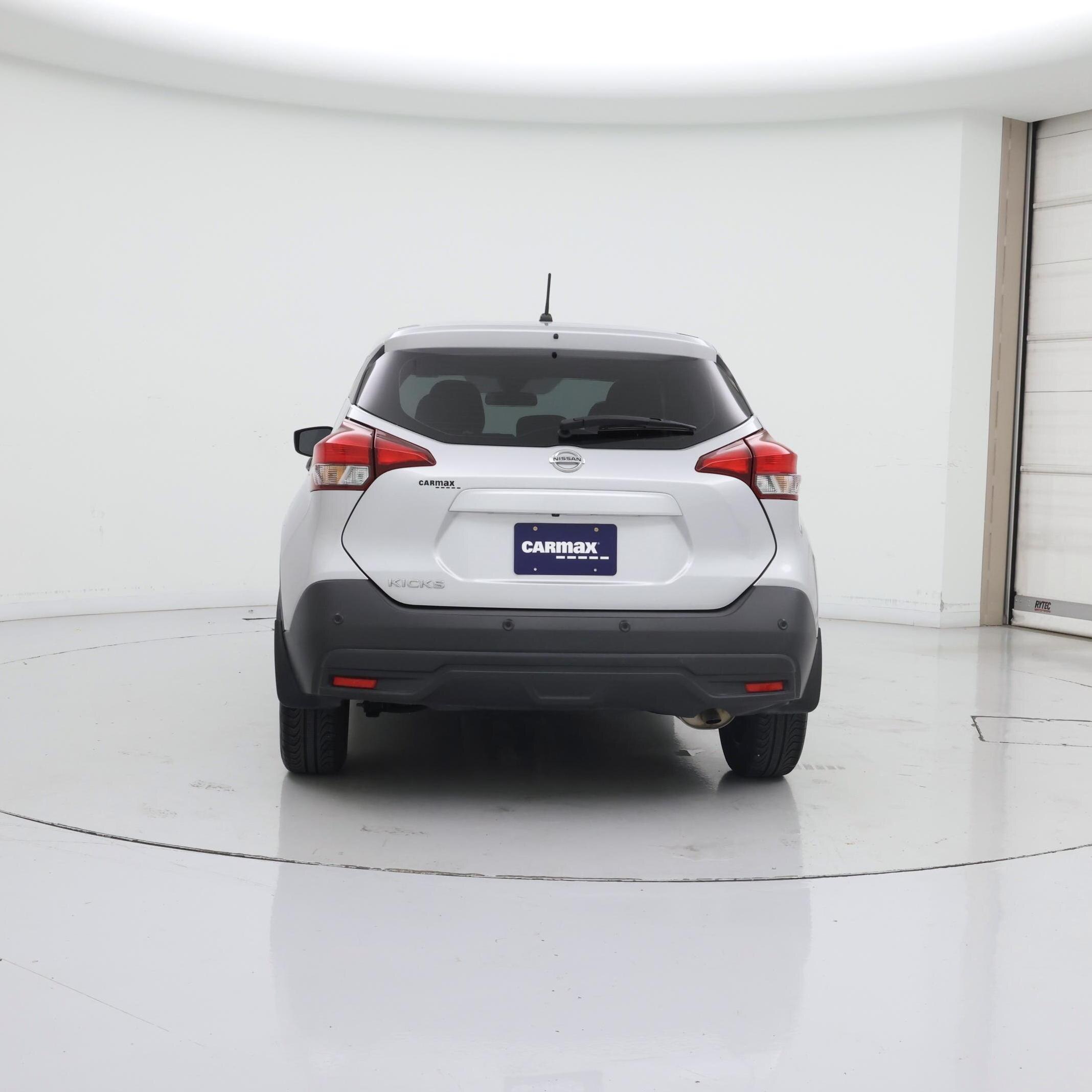 Thumbnail: 2020 Nissan Kicks - 6