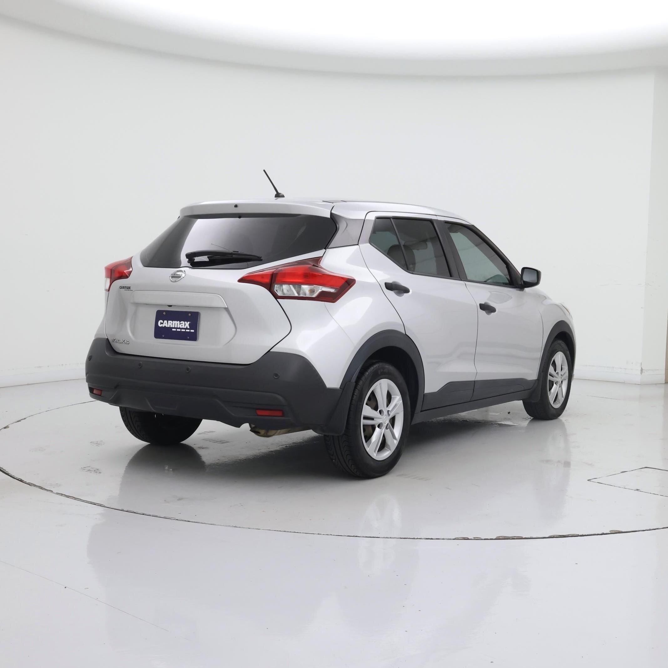 Thumbnail: 2020 Nissan Kicks - 8