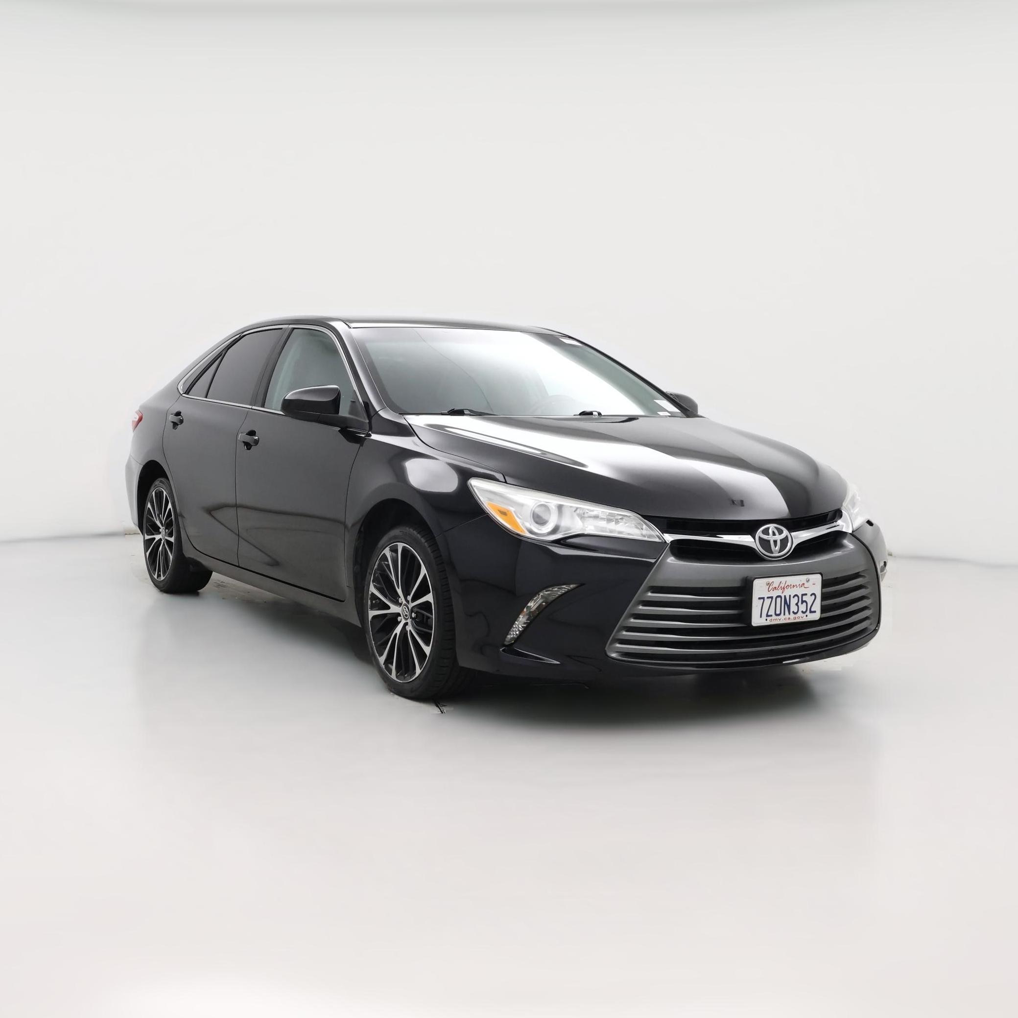 Thumbnail: 2017 Toyota Camry - 1