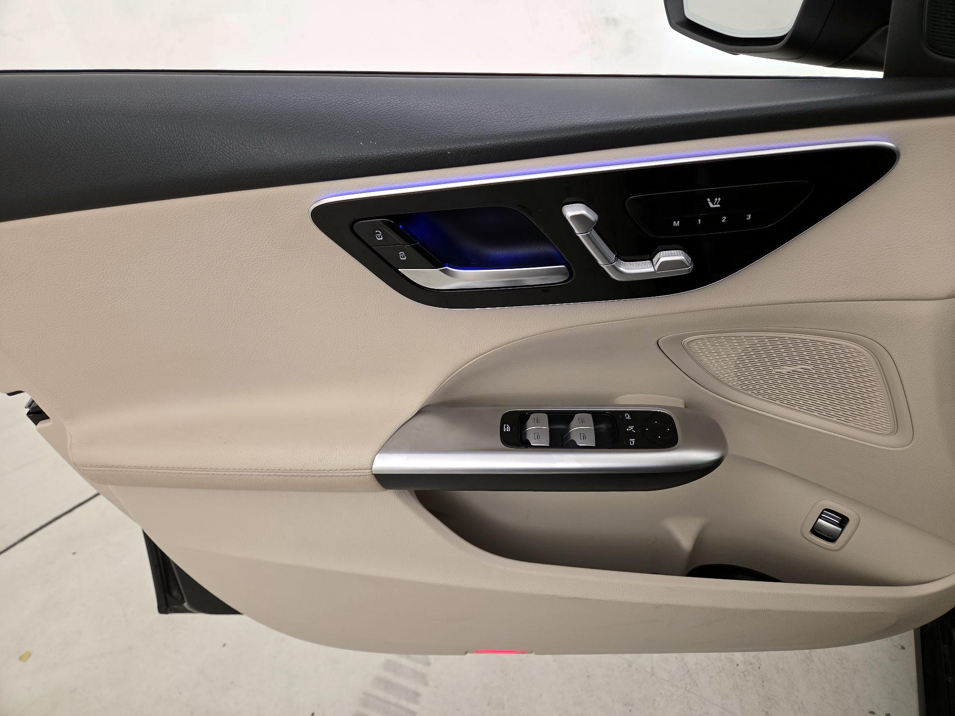 Thumbnail: 2022 Mercedes-Benz C-Class - 12