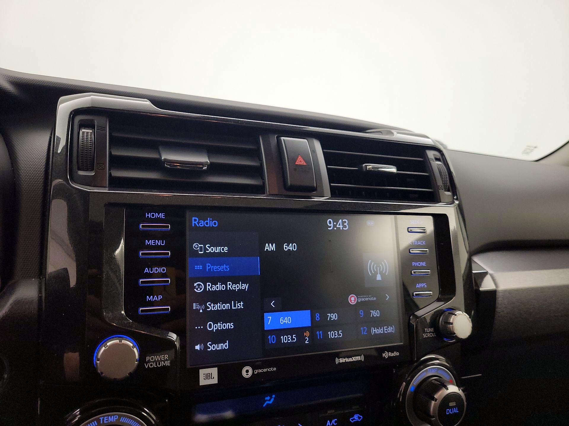 Thumbnail: 2021 Toyota 4Runner - 15