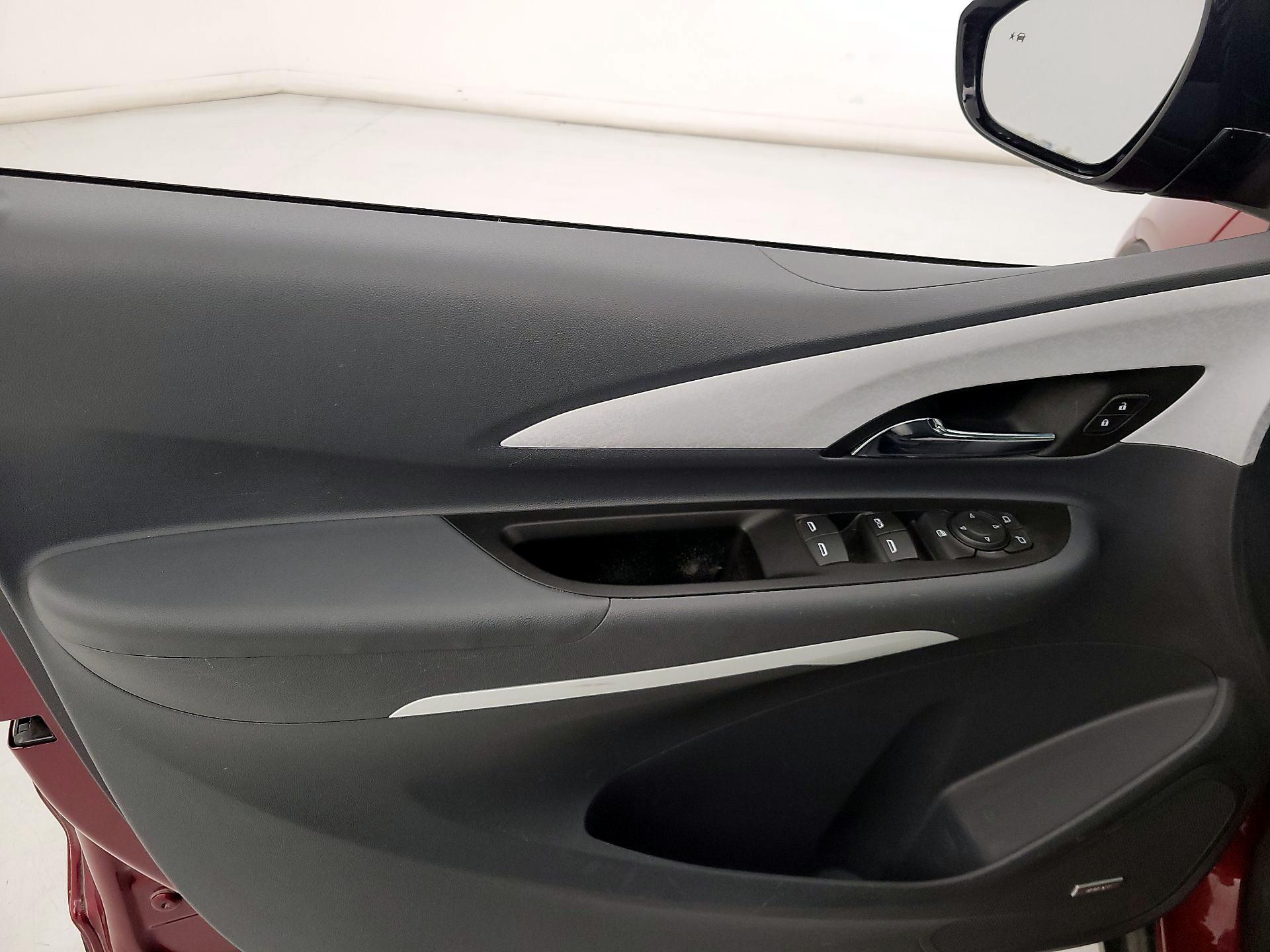 Thumbnail: 2021 Chevrolet Bolt EV - 12