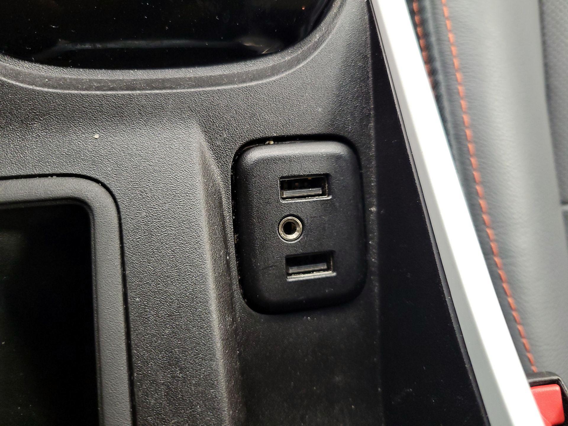 Thumbnail: 2021 Chevrolet Bolt EV - 18