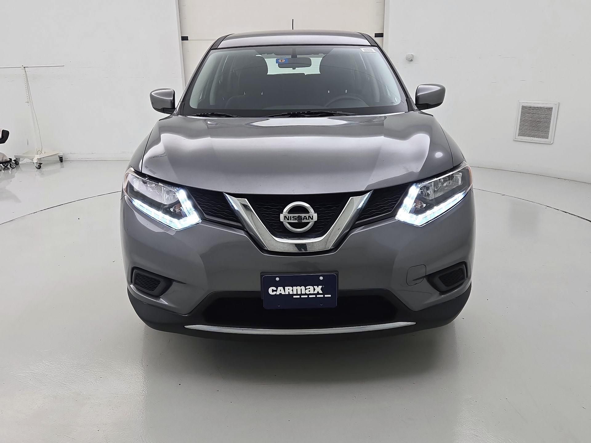 Thumbnail: 2016 Nissan Rogue - 2