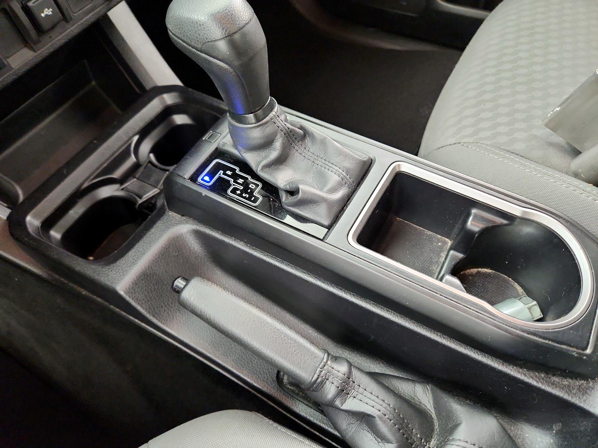 Thumbnail: 2020 Toyota Tacoma - 17