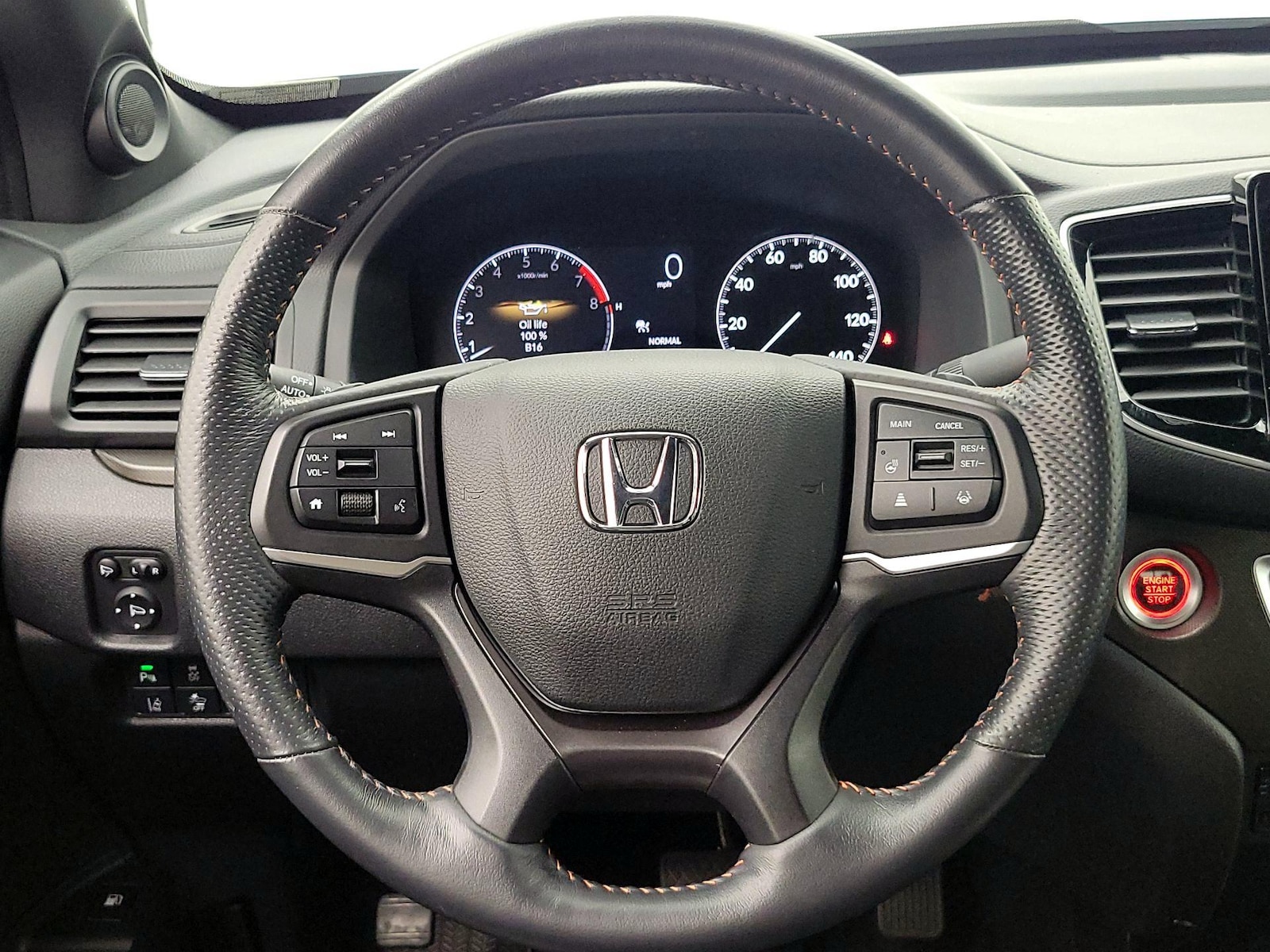 2025 Honda Ridgeline TrailSport - Photo 11