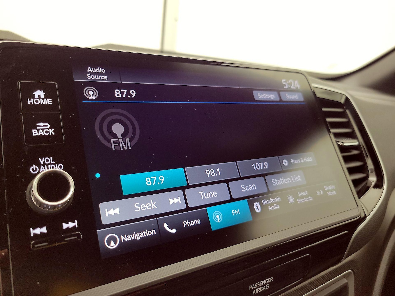 2025 Honda Ridgeline TrailSport - Photo 17
