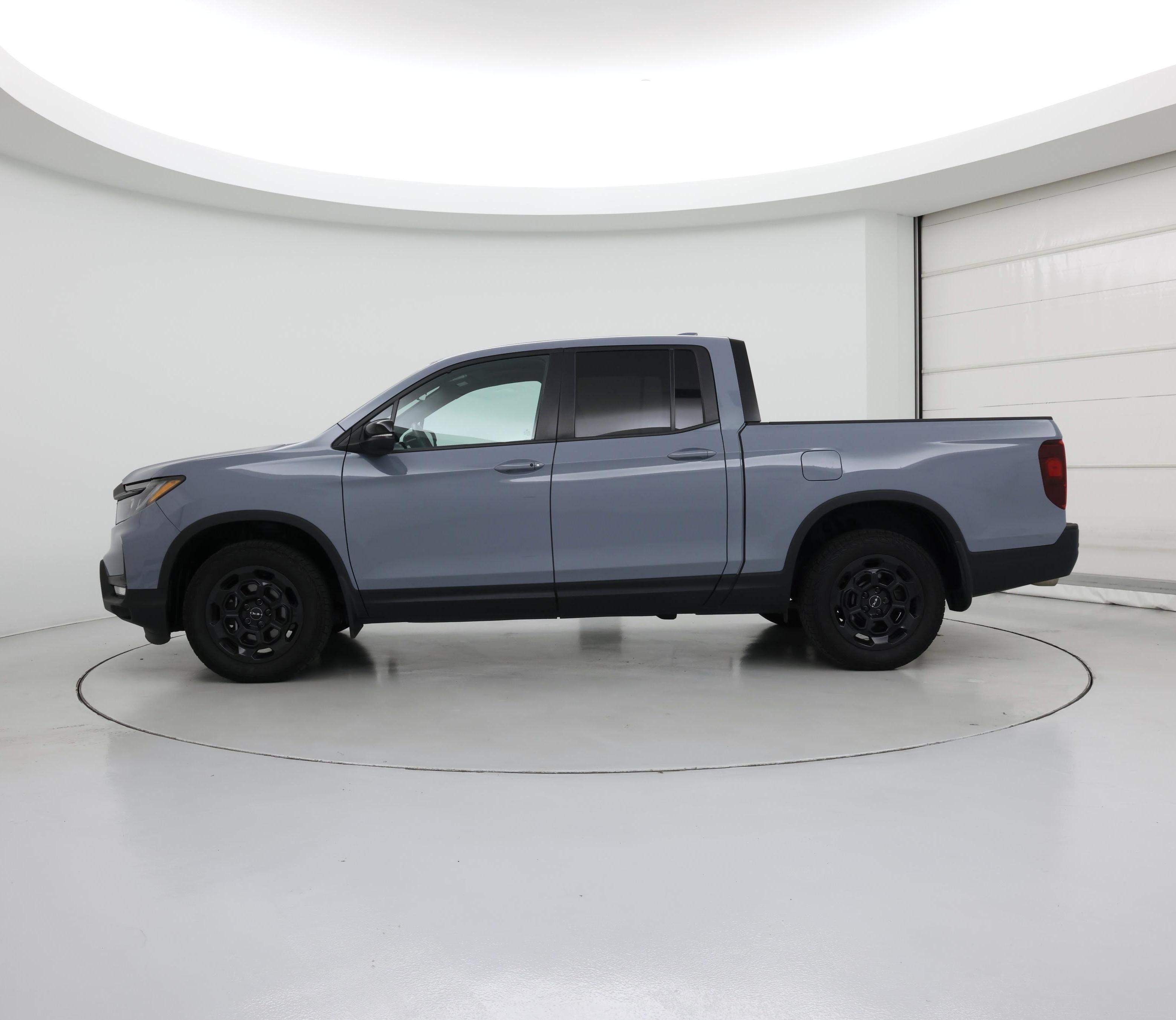 Thumbnail: 2025 Honda Ridgeline - 3
