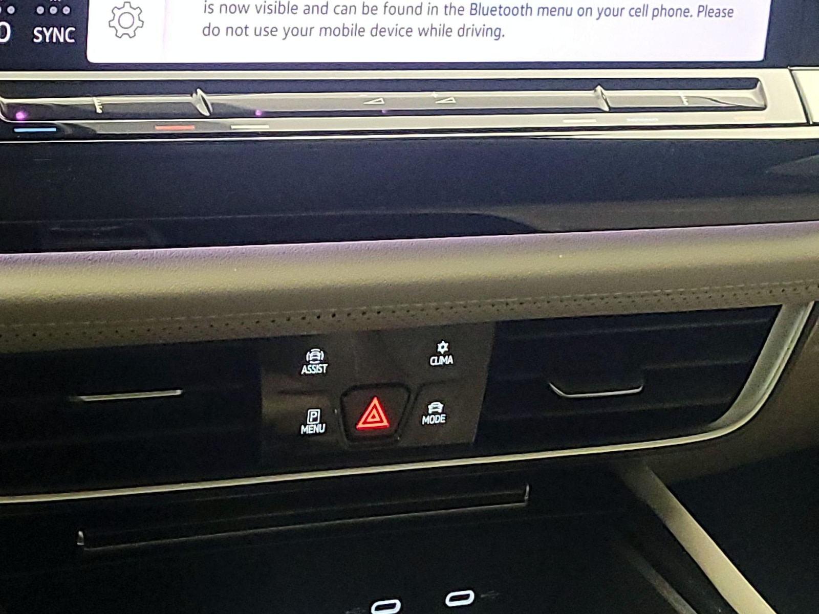 2024 Volkswagen Atlas SEL Premium R-Line - Photo 18